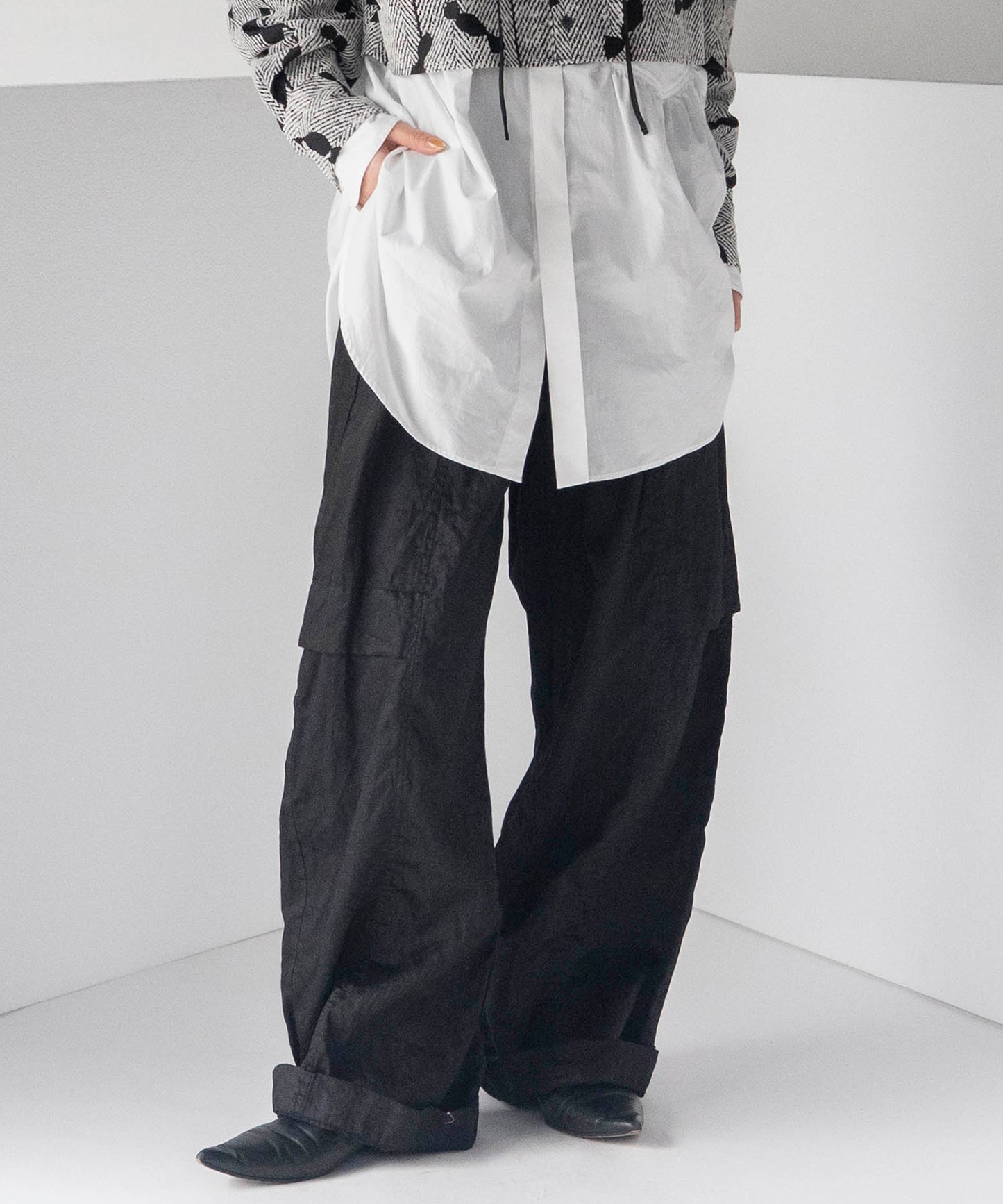 CRASH SATIN LOOSE WIDE PANTS