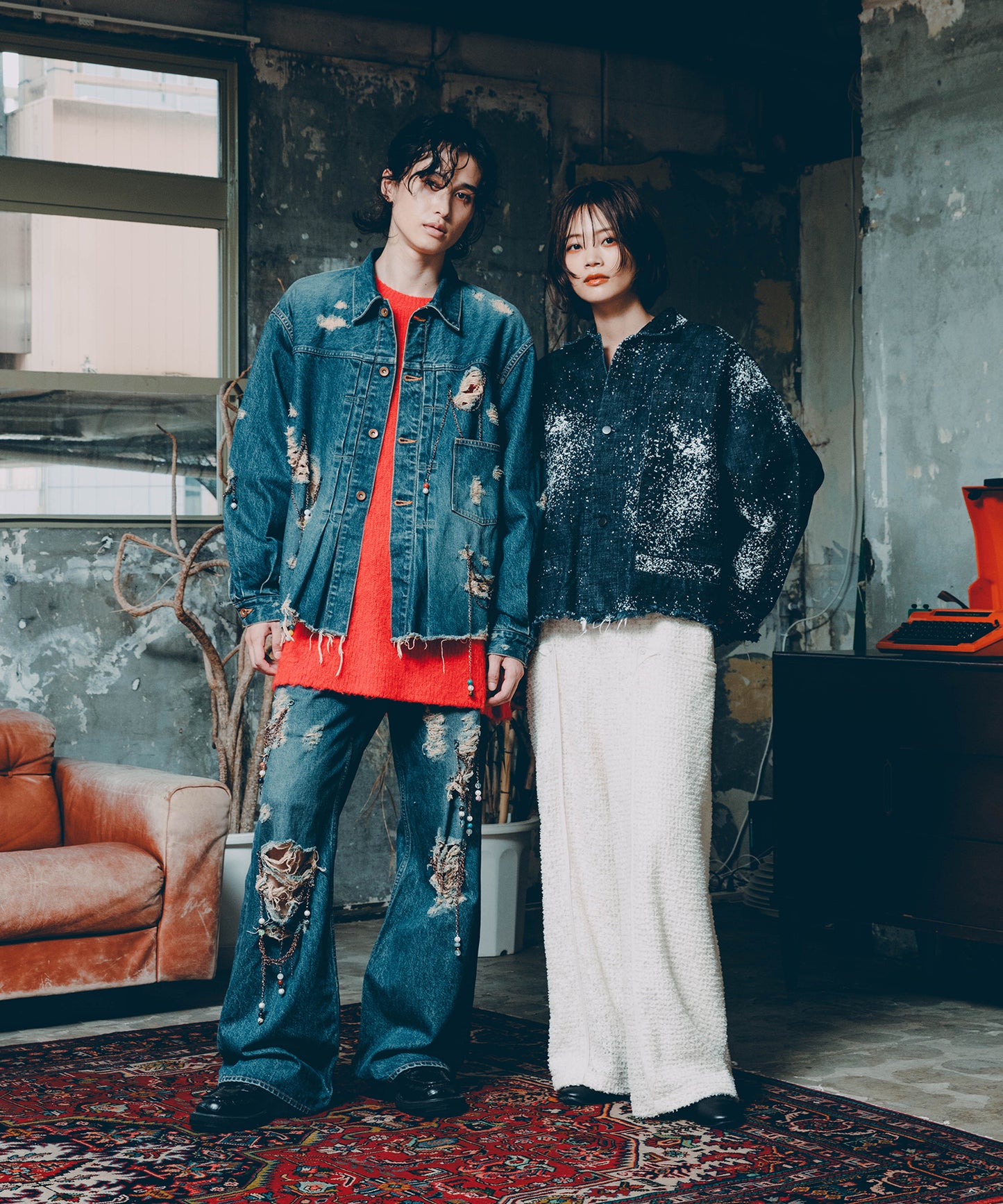 CHAIN DAMEGE DENIM PANTS