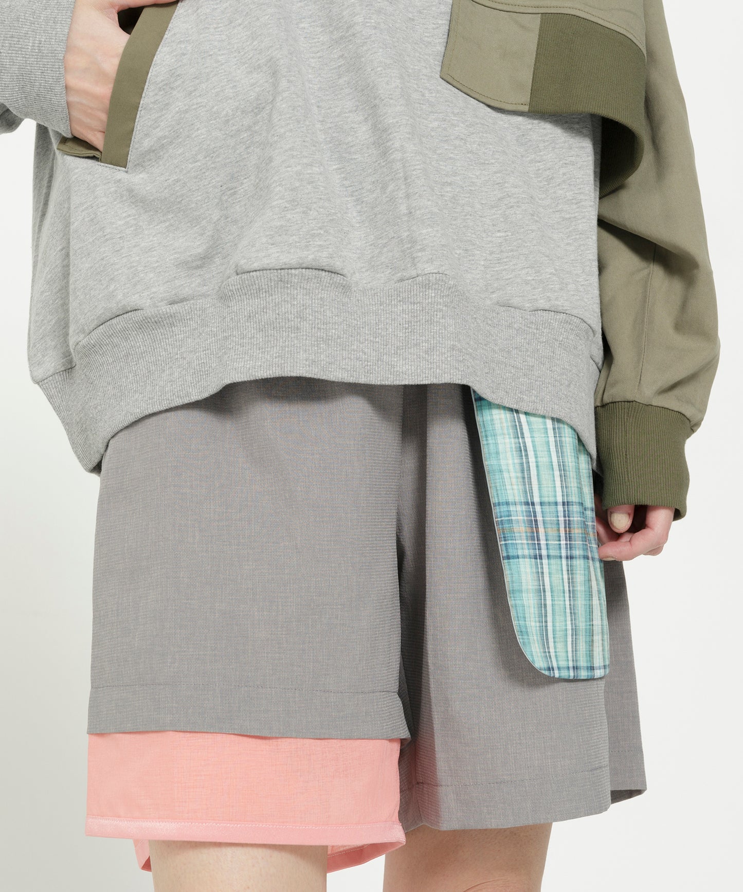 MELTING MIX SHORT PANTS
