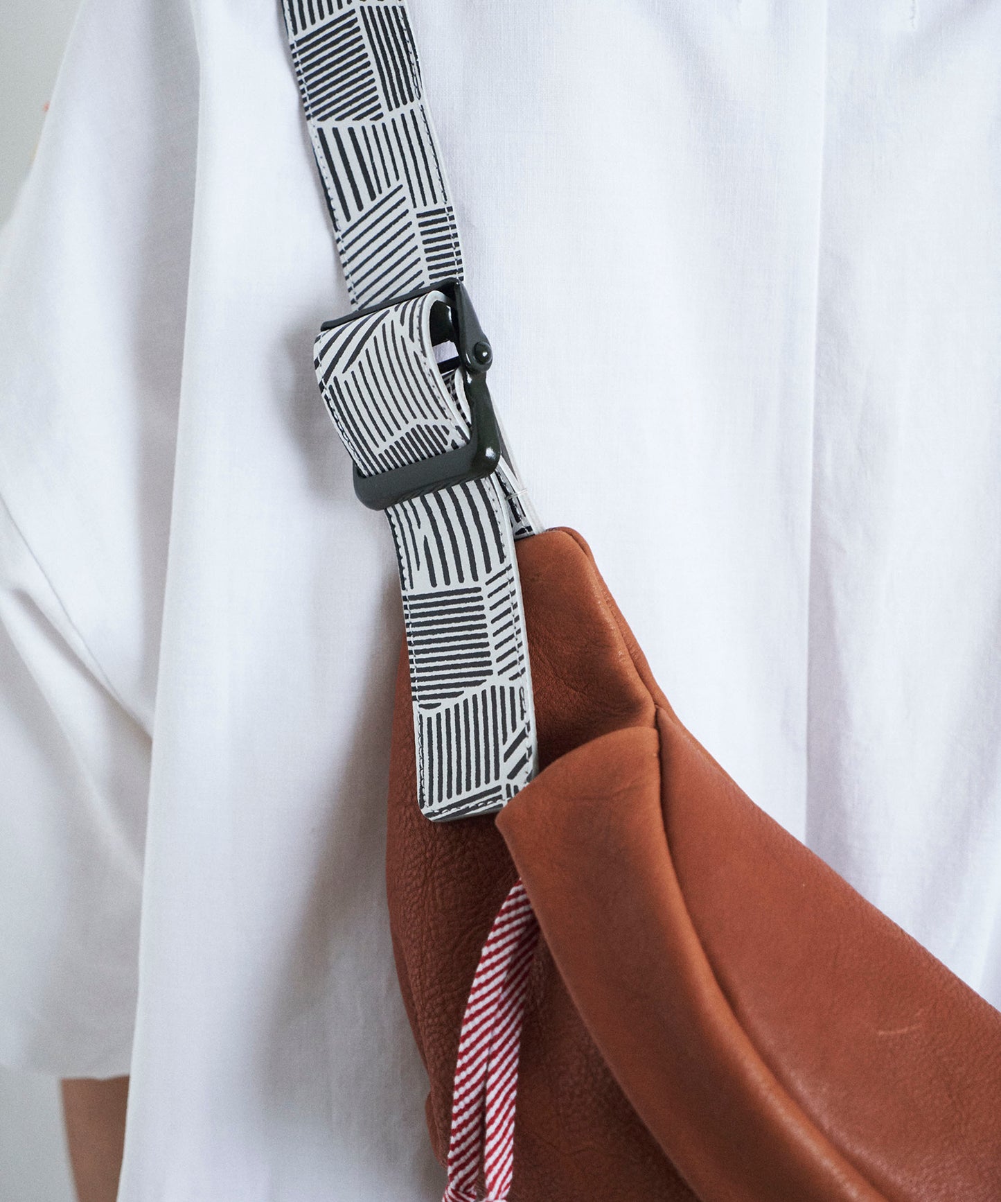 キャメルレザーウエストバック