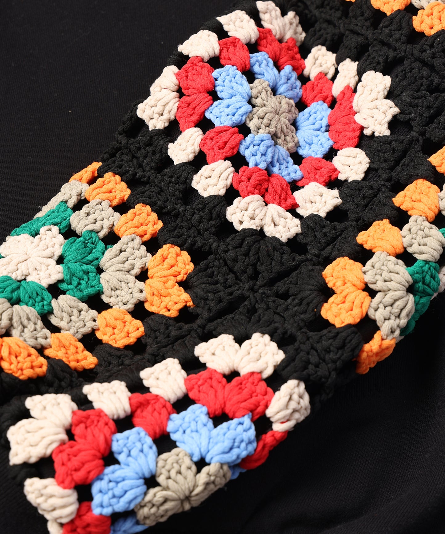 CROCHET SLEEVE SWEAT