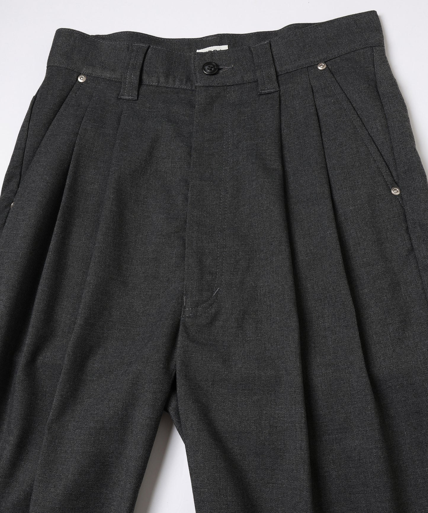 TWO TUCK SLACKS