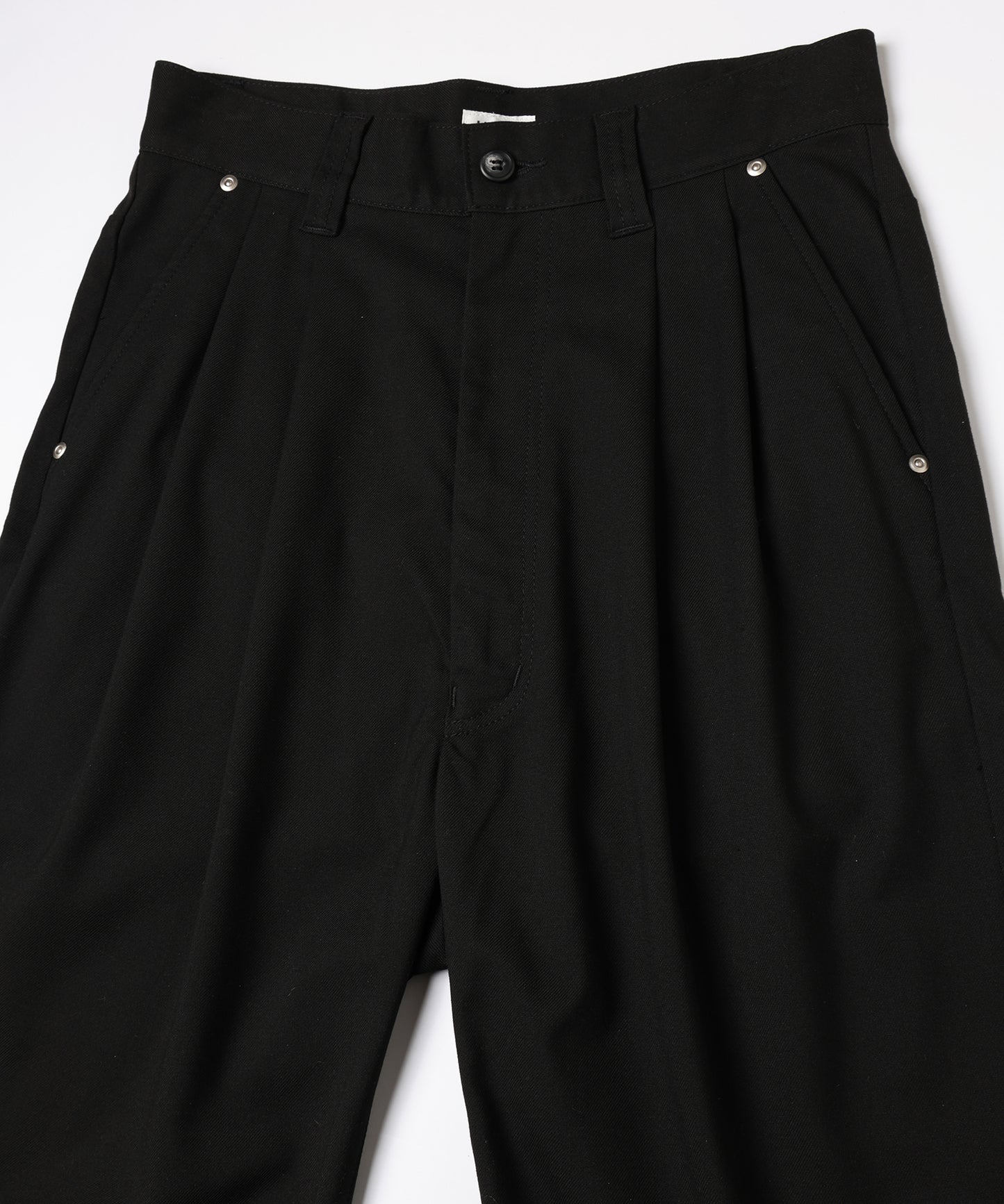 TWO TUCK SLACKS