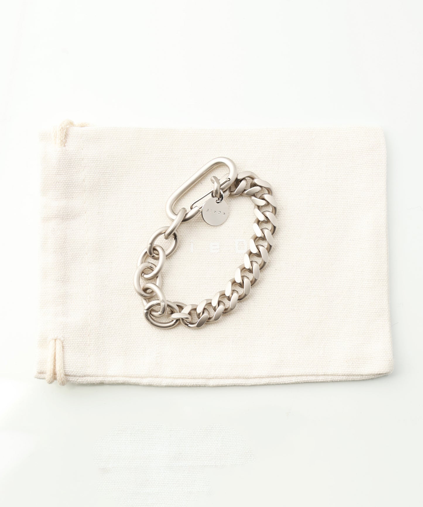 WIDE SWITCHING BRACELET