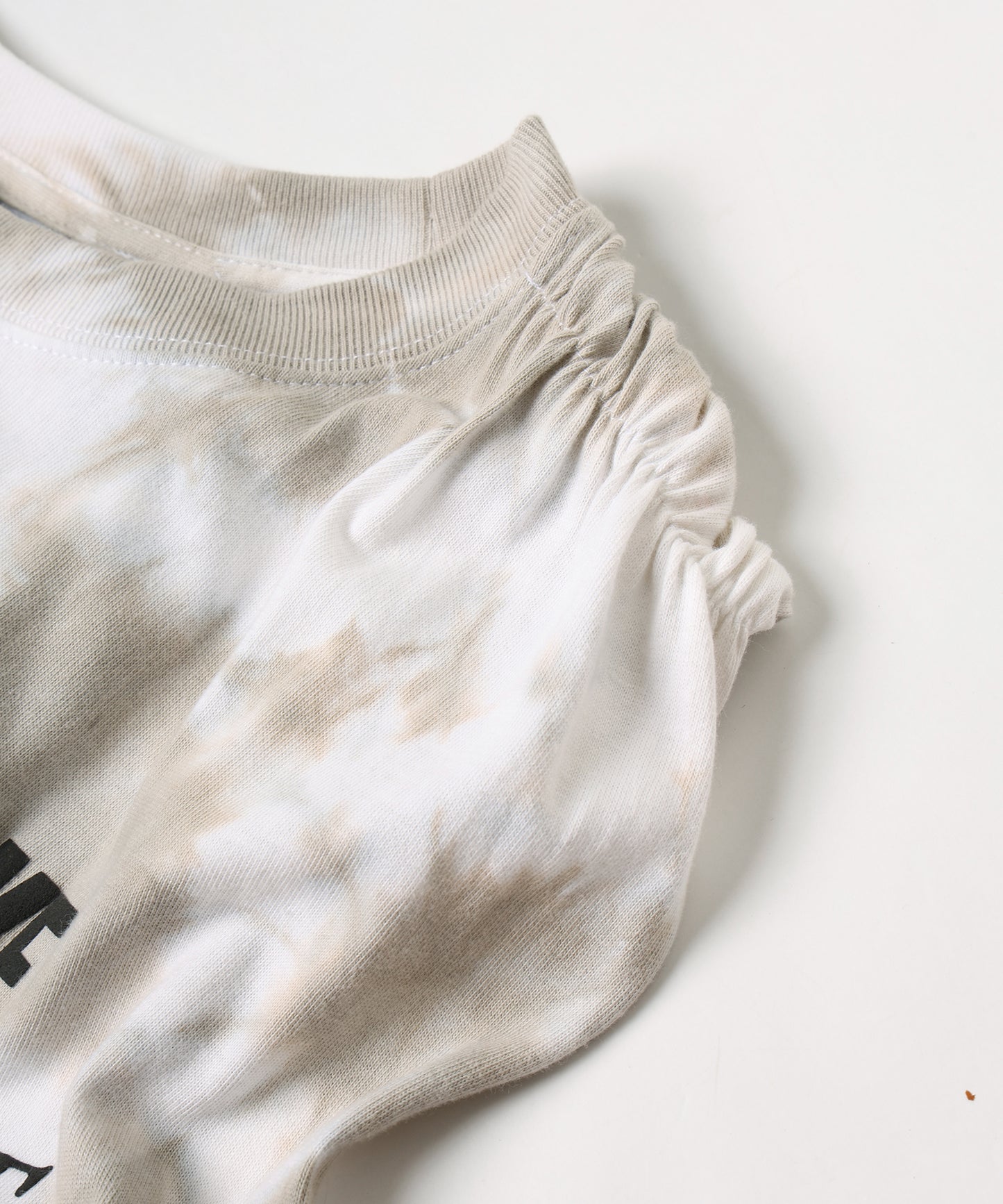 GATHER SHOULDER TIE-DYE ONE-PIECE