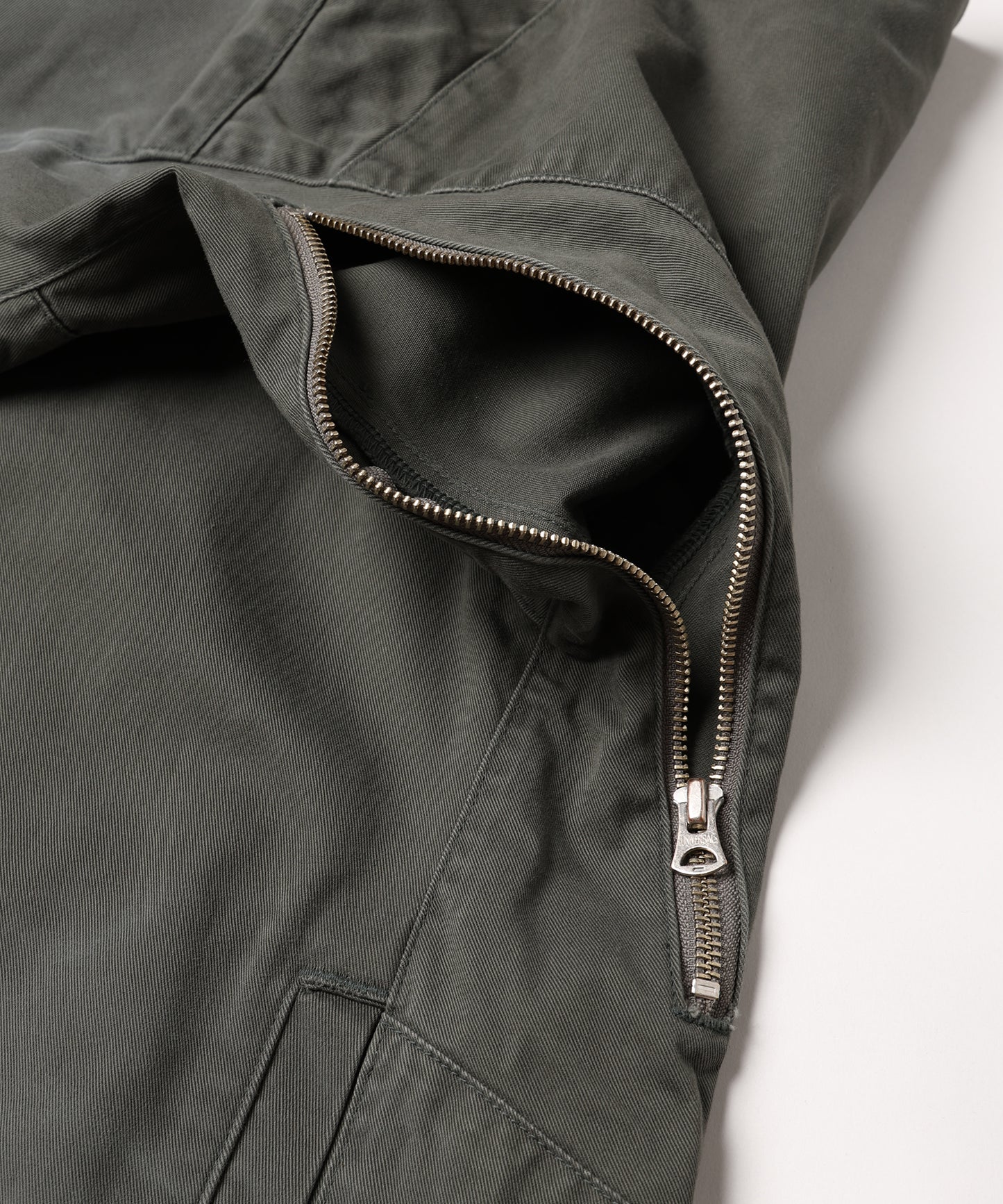 DRAPING CHINO ZIPJACKET