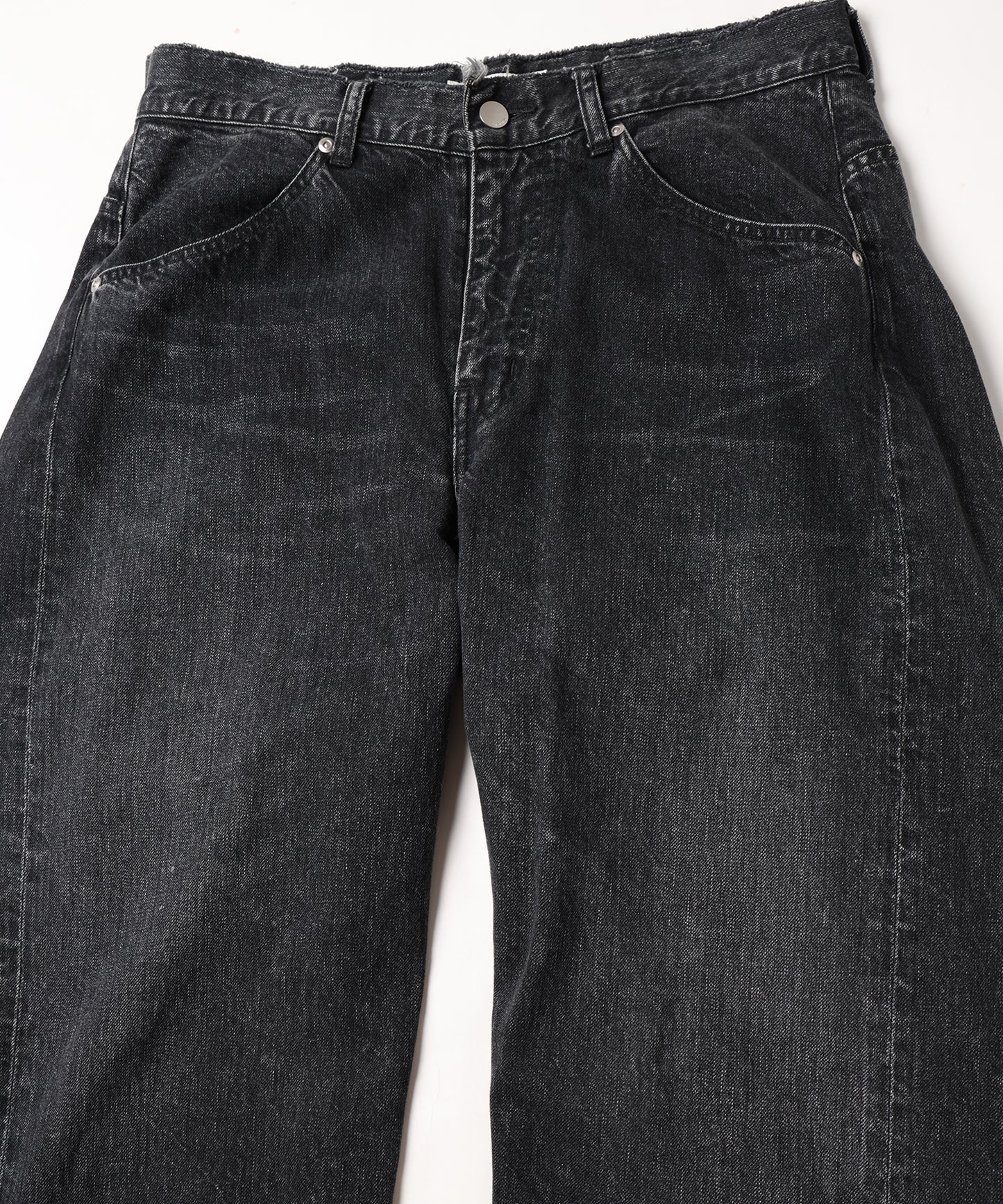 USED 3D BAGGY DENIM