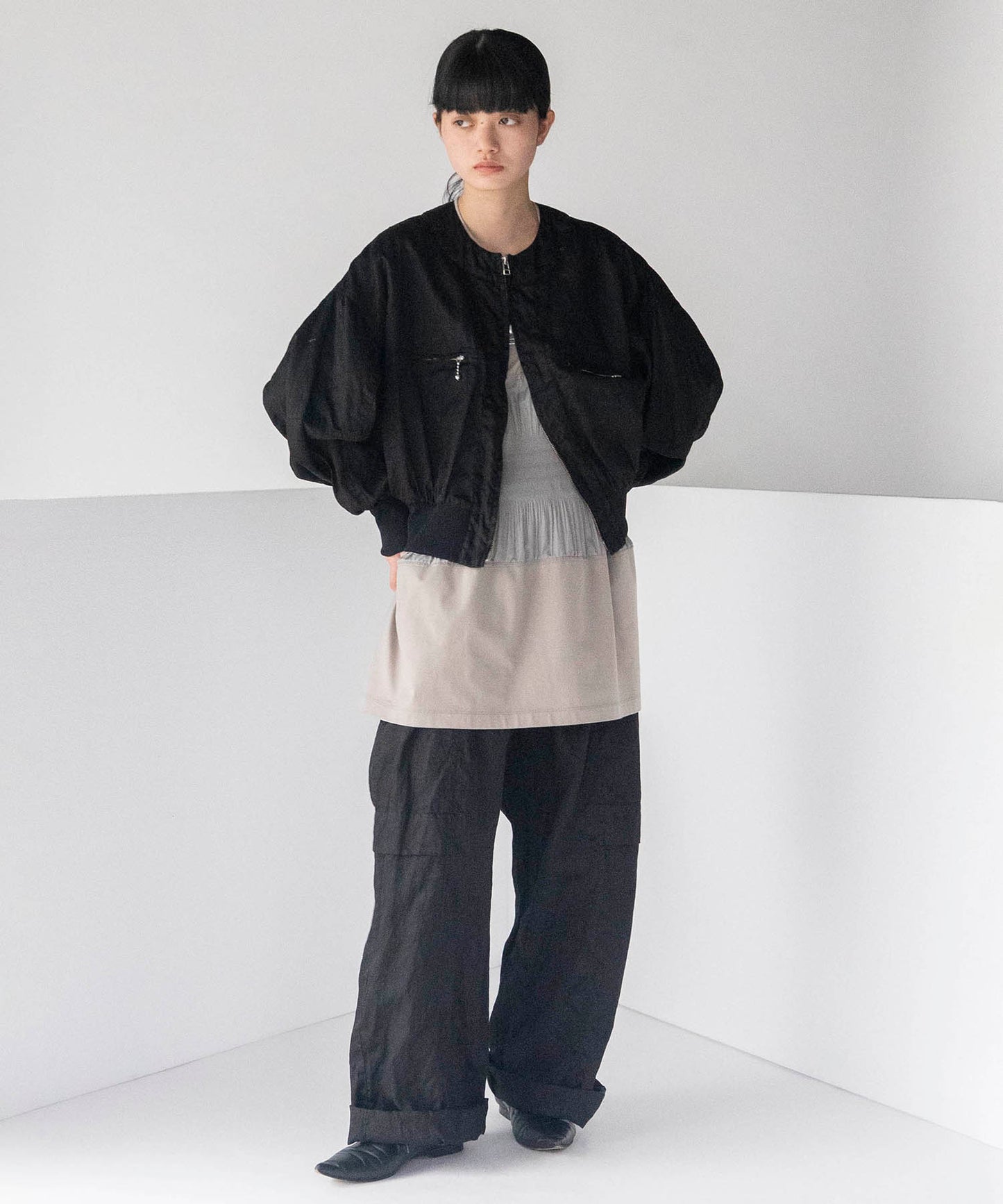 CRASH SATIN SHORT BLOUSON