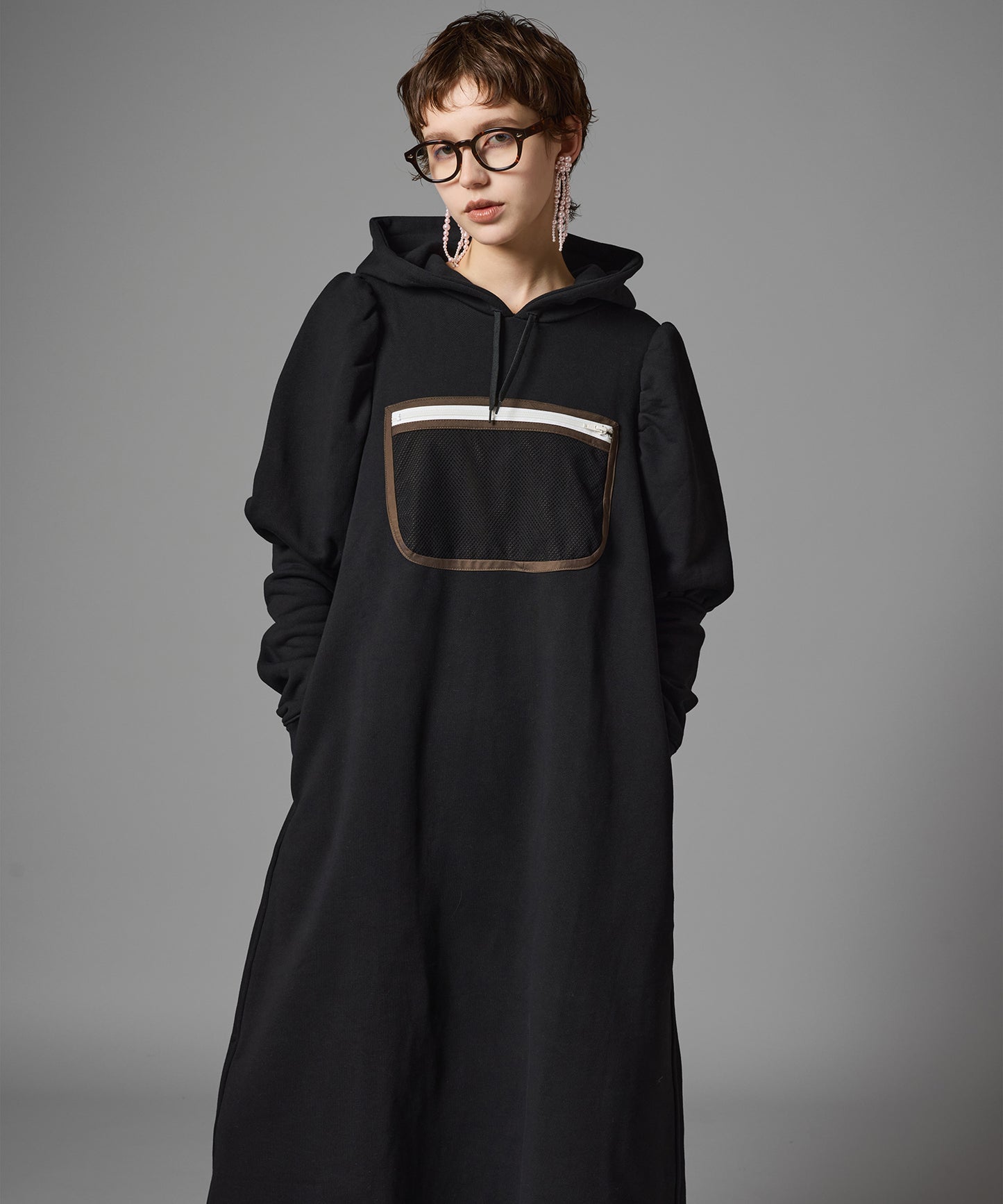 MESH POCKET PUFFSLEEVE ONE-PIECE