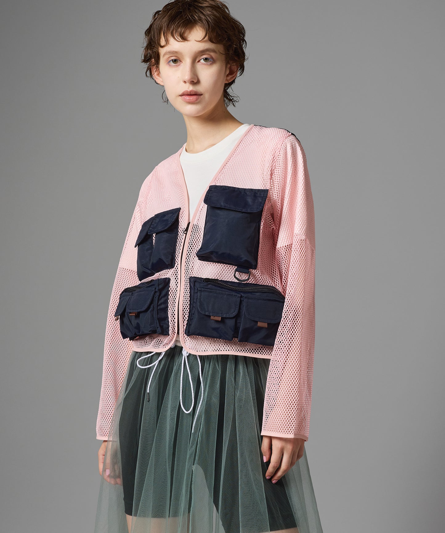 MULTI POCKET MESH JACKET