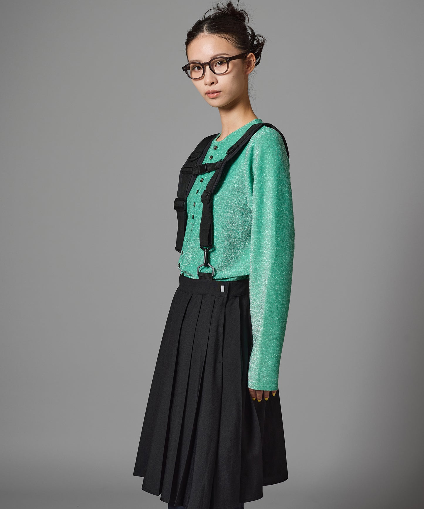 2WAY SHOULDER GIMMICK PLEATS SKIRT