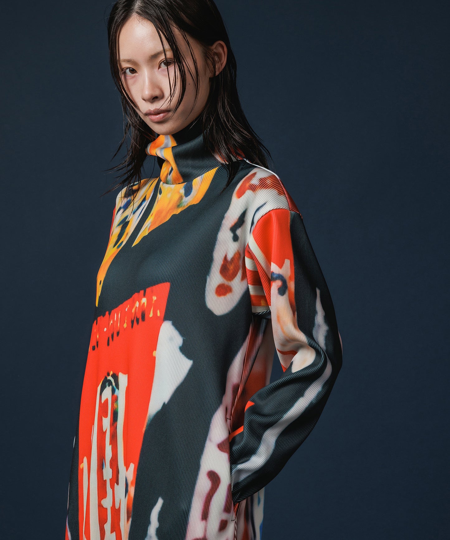 PRINT RIB HI-NECK ONE-PIECE【納期10月下旬】