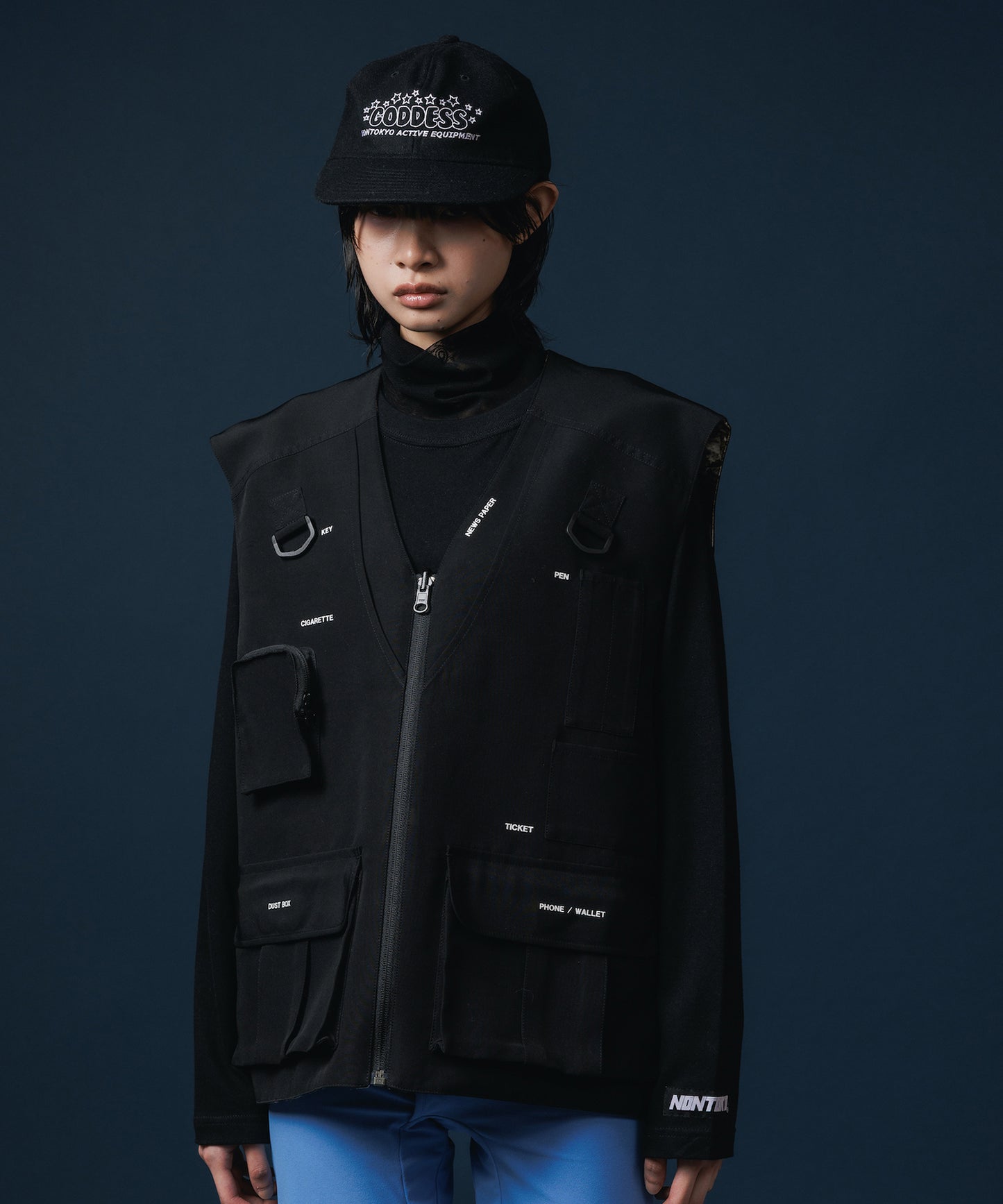REVERSIBLE MULTI POCKET VEST 【納期9月下旬】