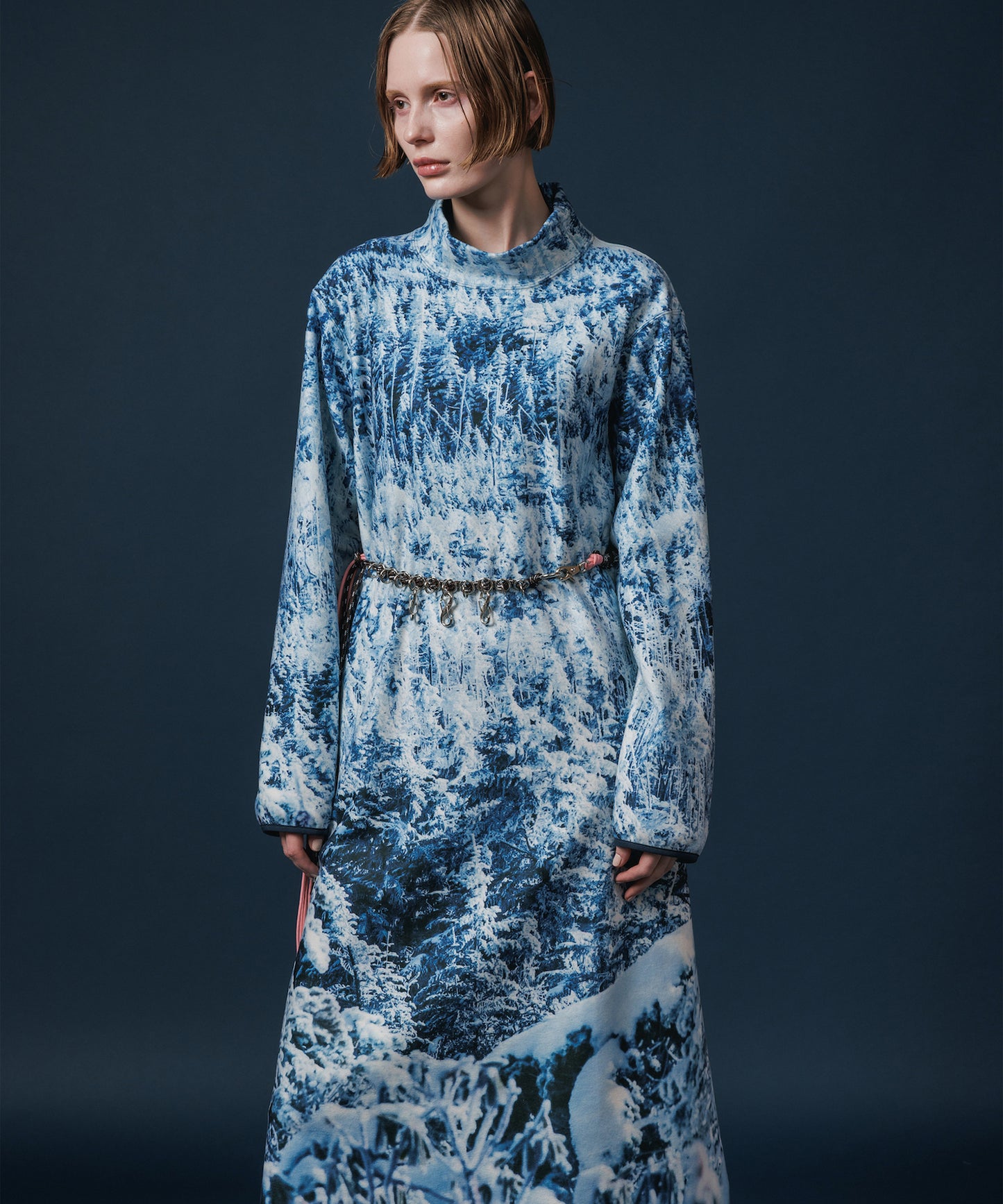 PRINT FLEECE ONE-PIECE【納期10月下旬】