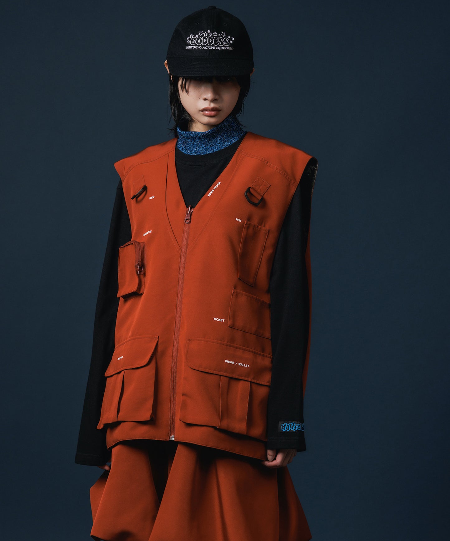 REVERSIBLE MULTI POCKET VEST 【納期9月下旬】