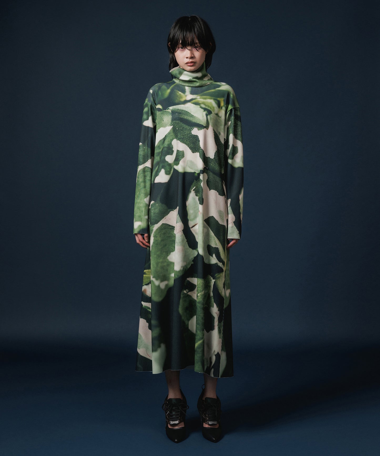 PRINT RIB HI-NECK ONE-PIECE【納期10月下旬】