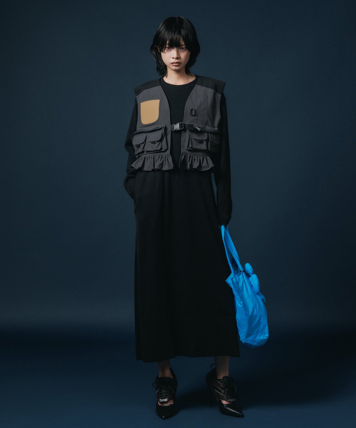 MULTIPOCKET FRILLVEST 【納期8月下旬】