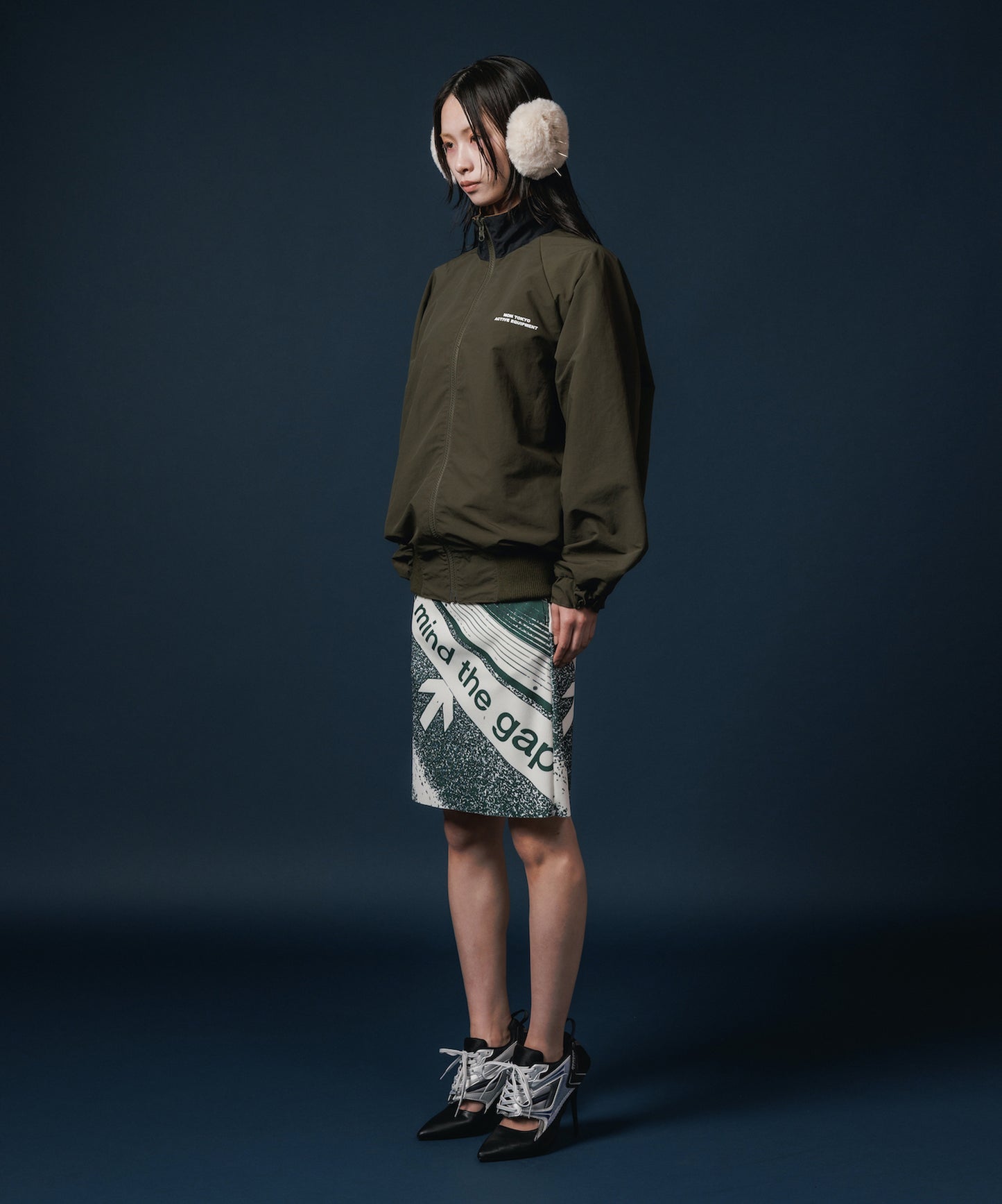 REVERSIBLE SWITCHING BLOUSON & SCARF 【納期9月下旬】