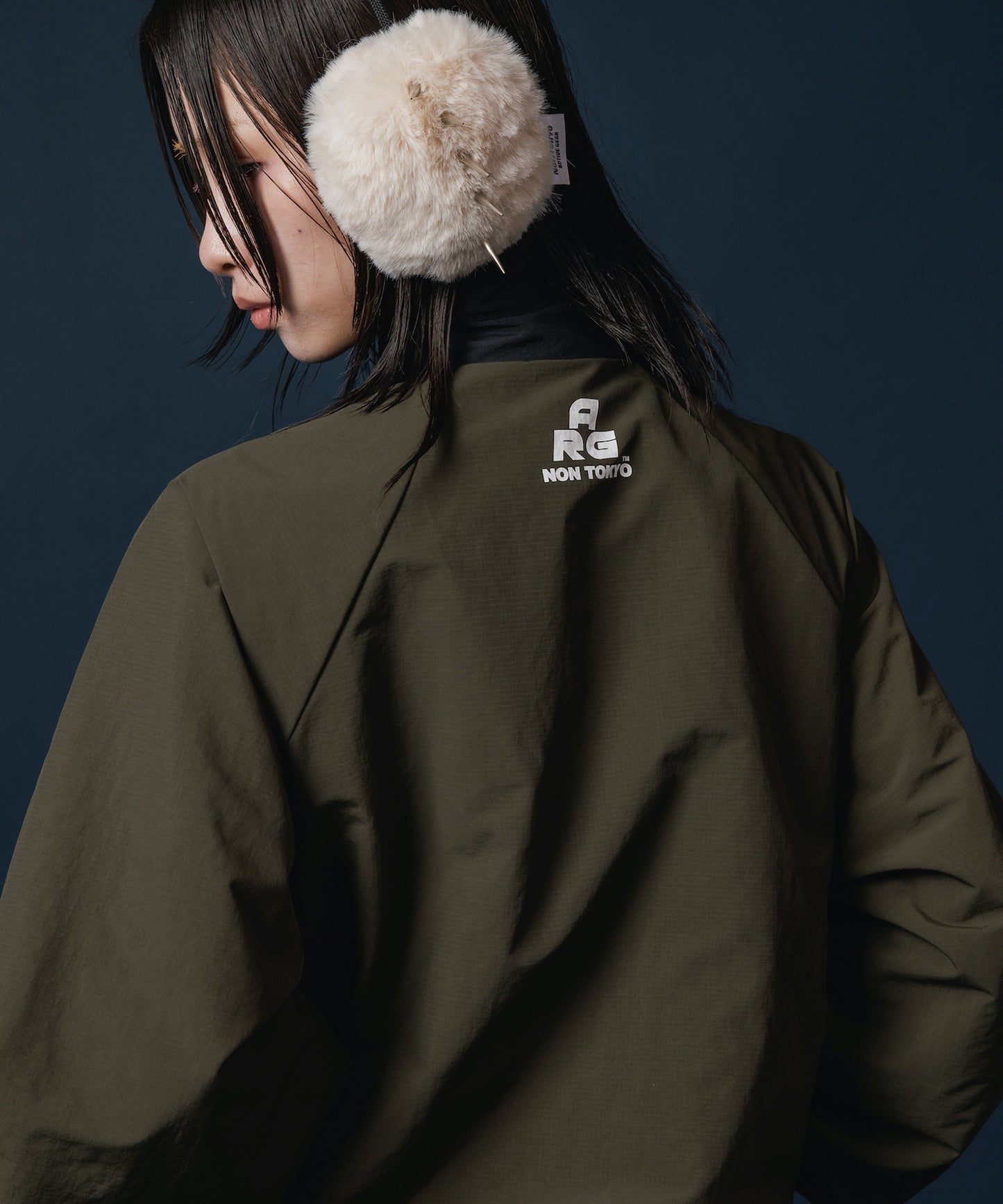 REVERSIBLE SWITCHING BLOUSON & SCARF 【納期9月下旬】