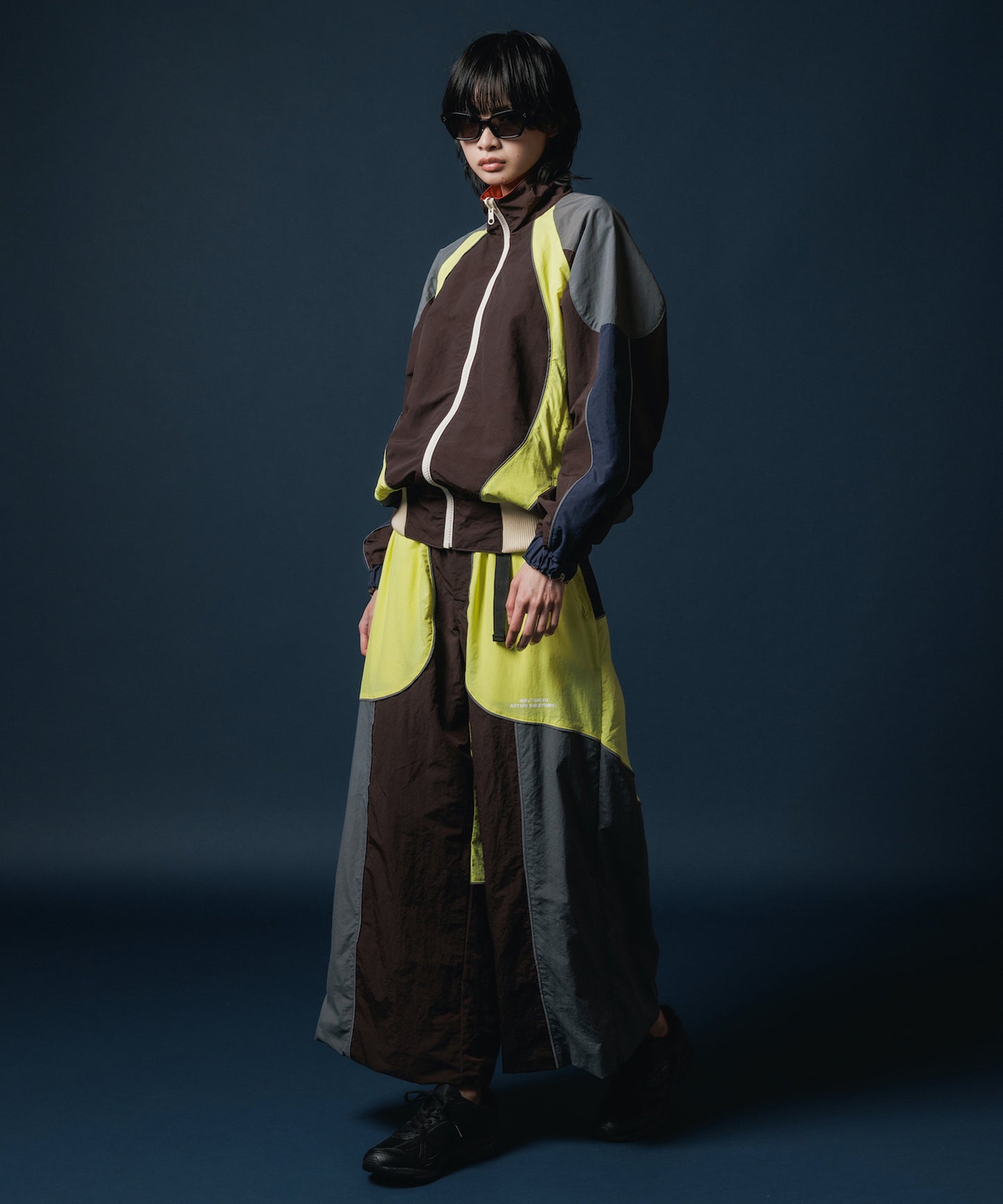 REVERSIBLE SWITCHING BLOUSON & SCARF 【納期9月下旬】
