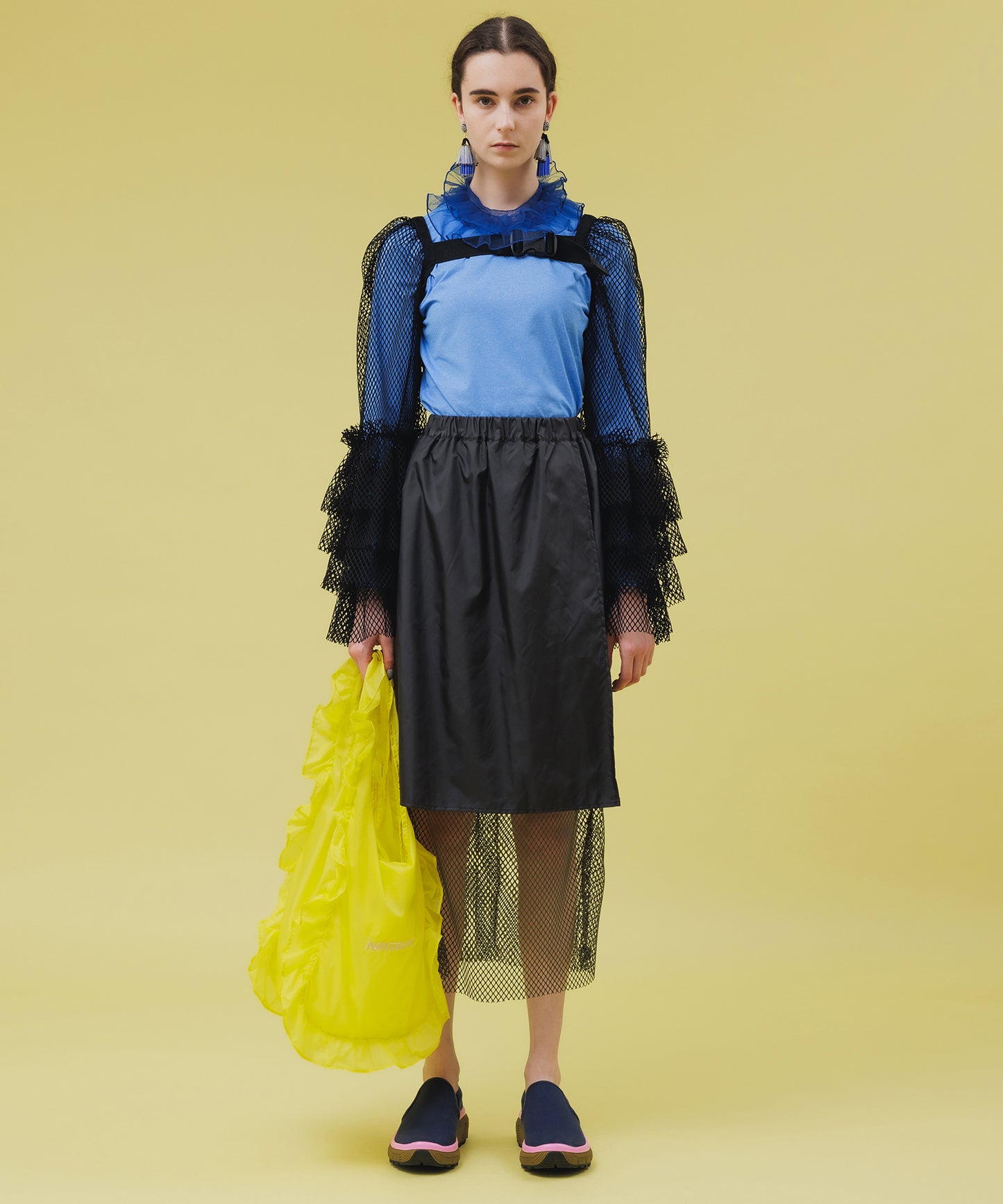FRILL COLLAR C/S