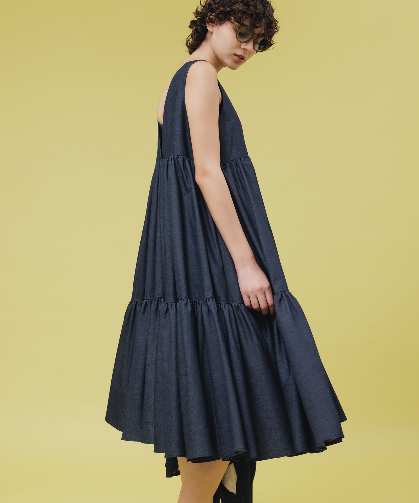 2FACE FLARE DENIM ONE-PIECE【納期2月下旬】