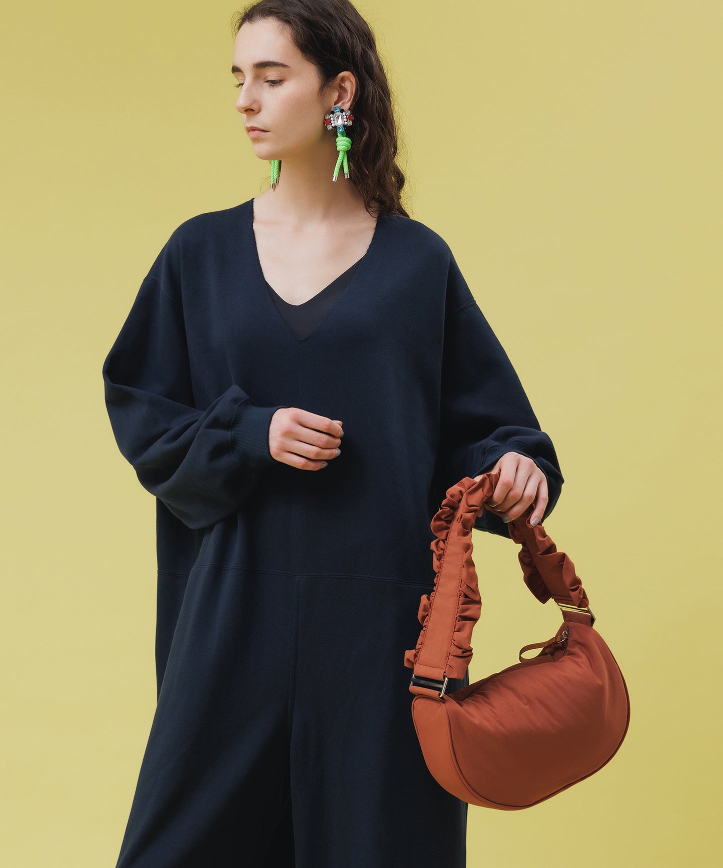 GATHER HANDLE BAG【納期3月下旬】