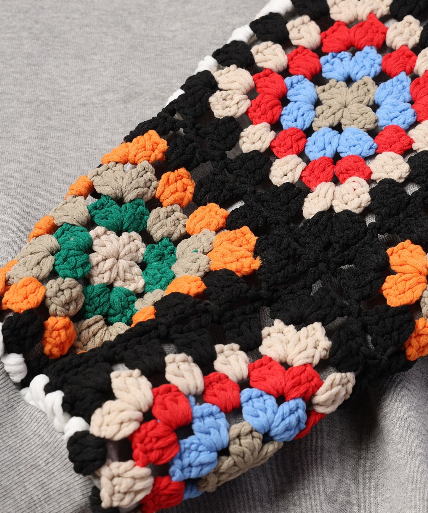 CROCHET SLEEVE SWEAT