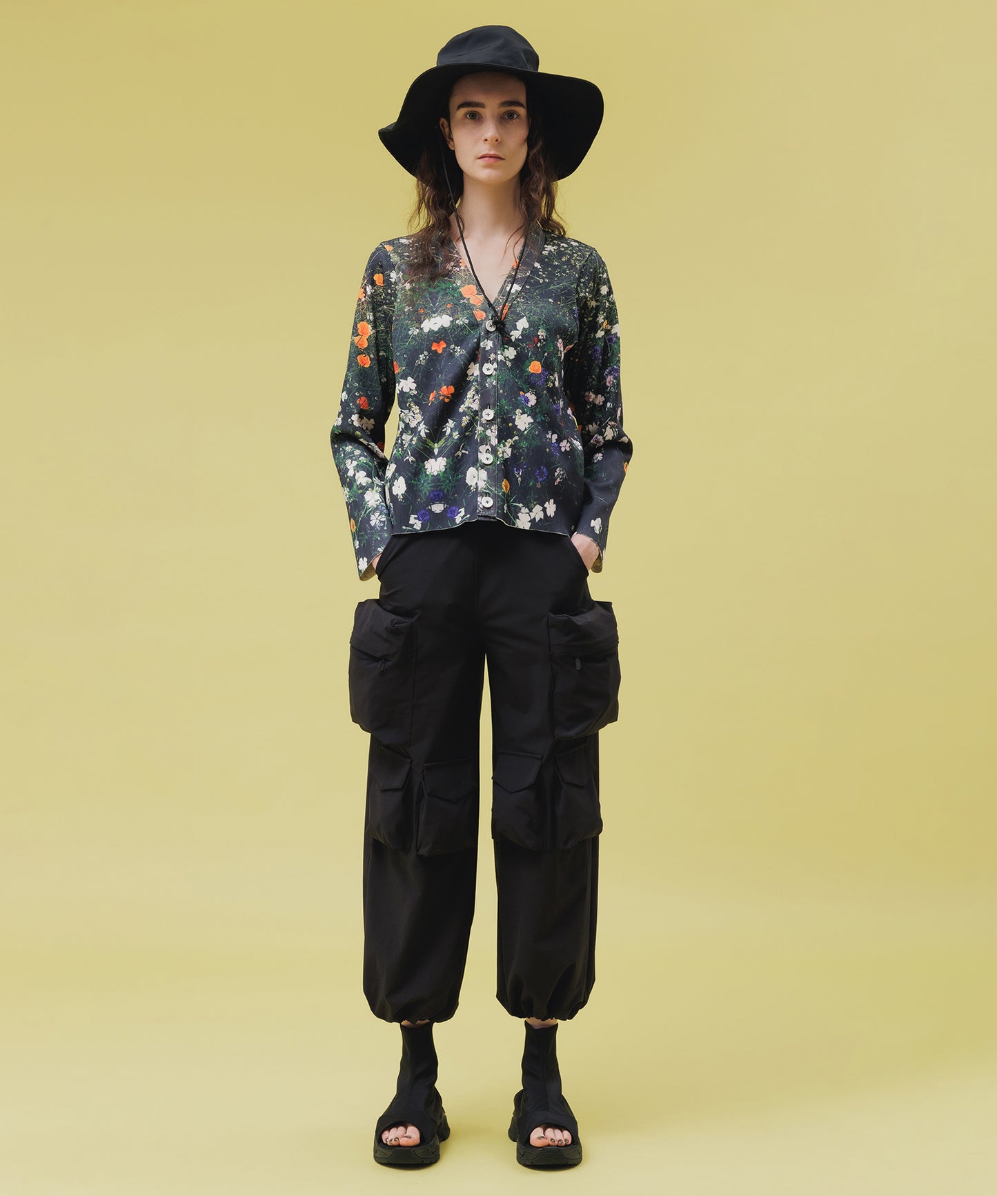 WIDE CARGO PANTS【納期2月下旬】