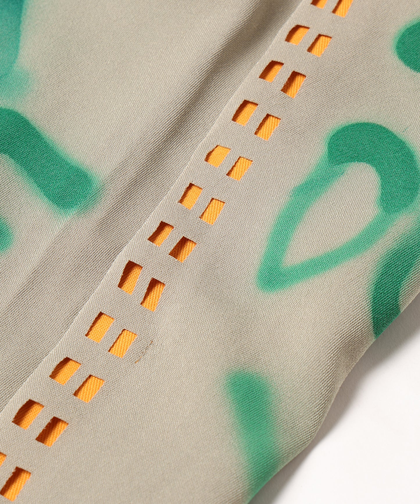 GUERNIKA PANTS 納期2月下旬