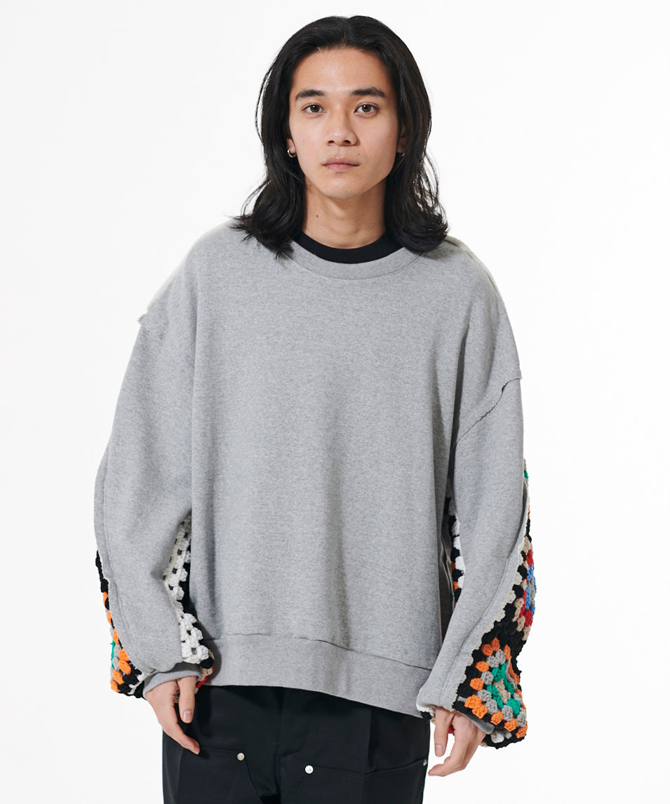 CROCHET SLEEVE SWEAT