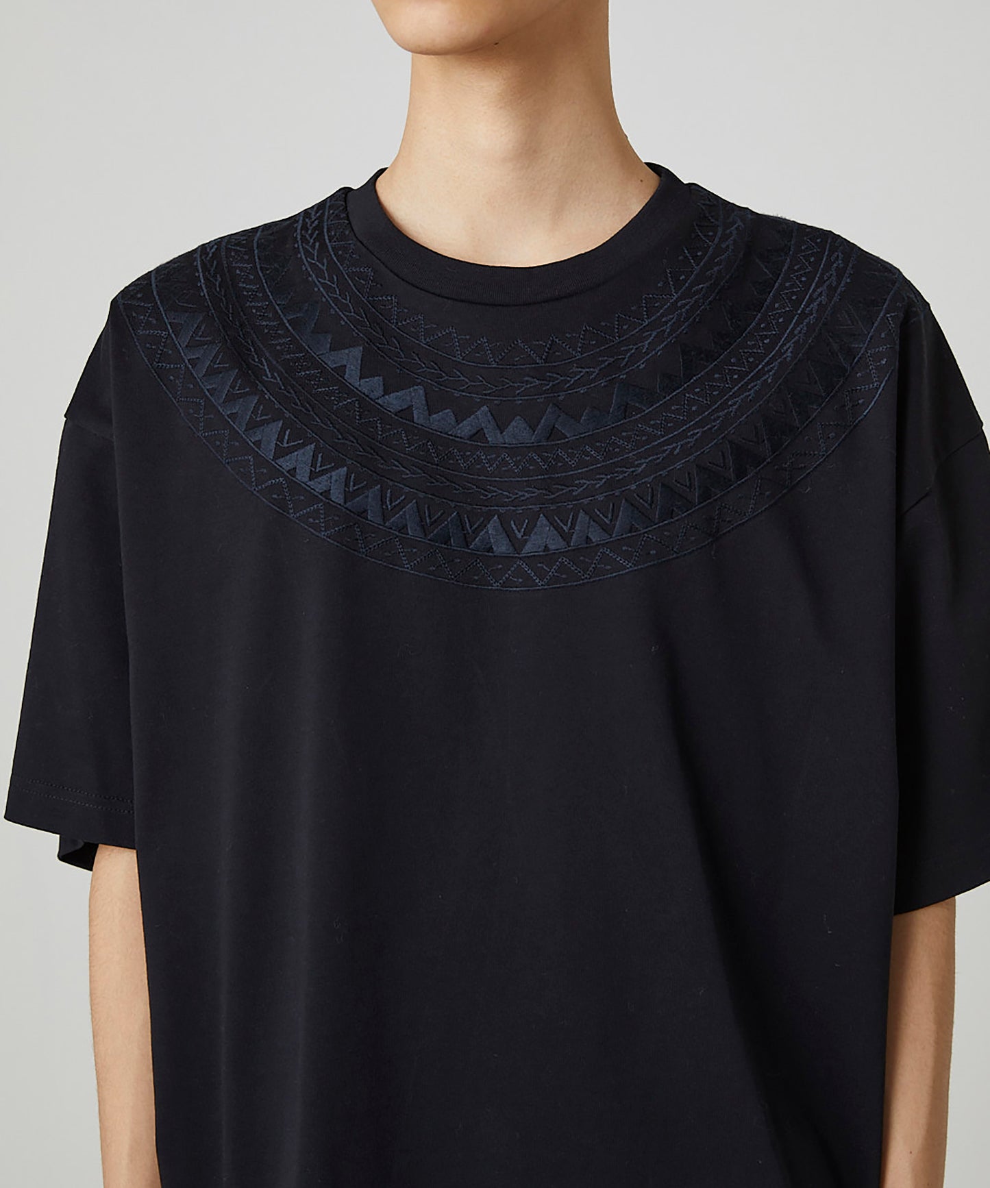 CIRCLE STITCH TEE 【納期8月中旬】