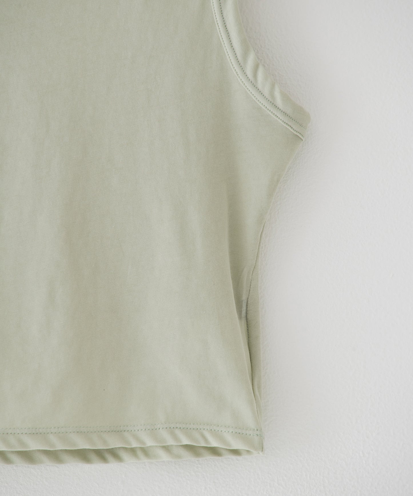 high twist jersey sleeve-less top