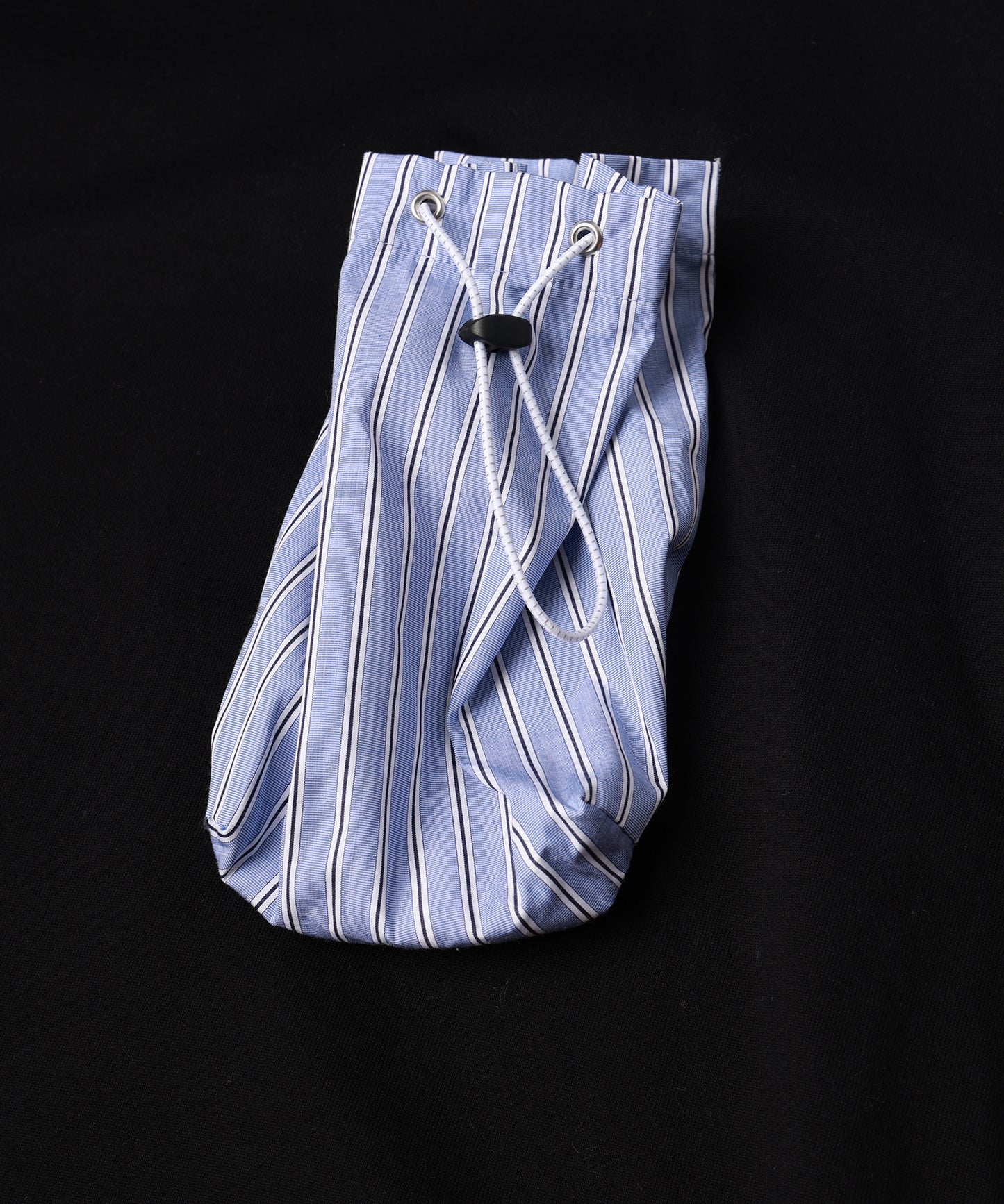 OUT POCKET TEE