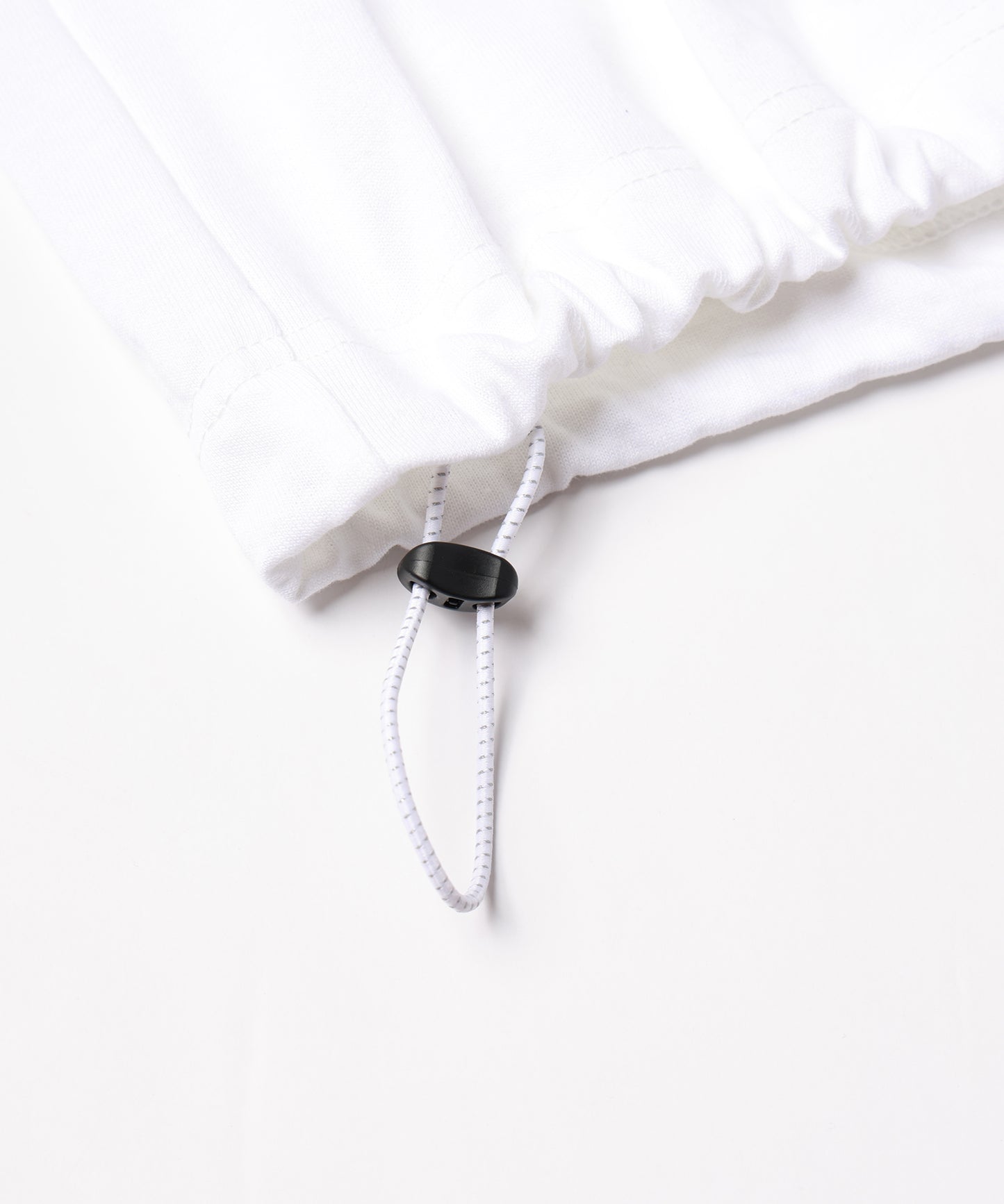 OUT POCKET TEE