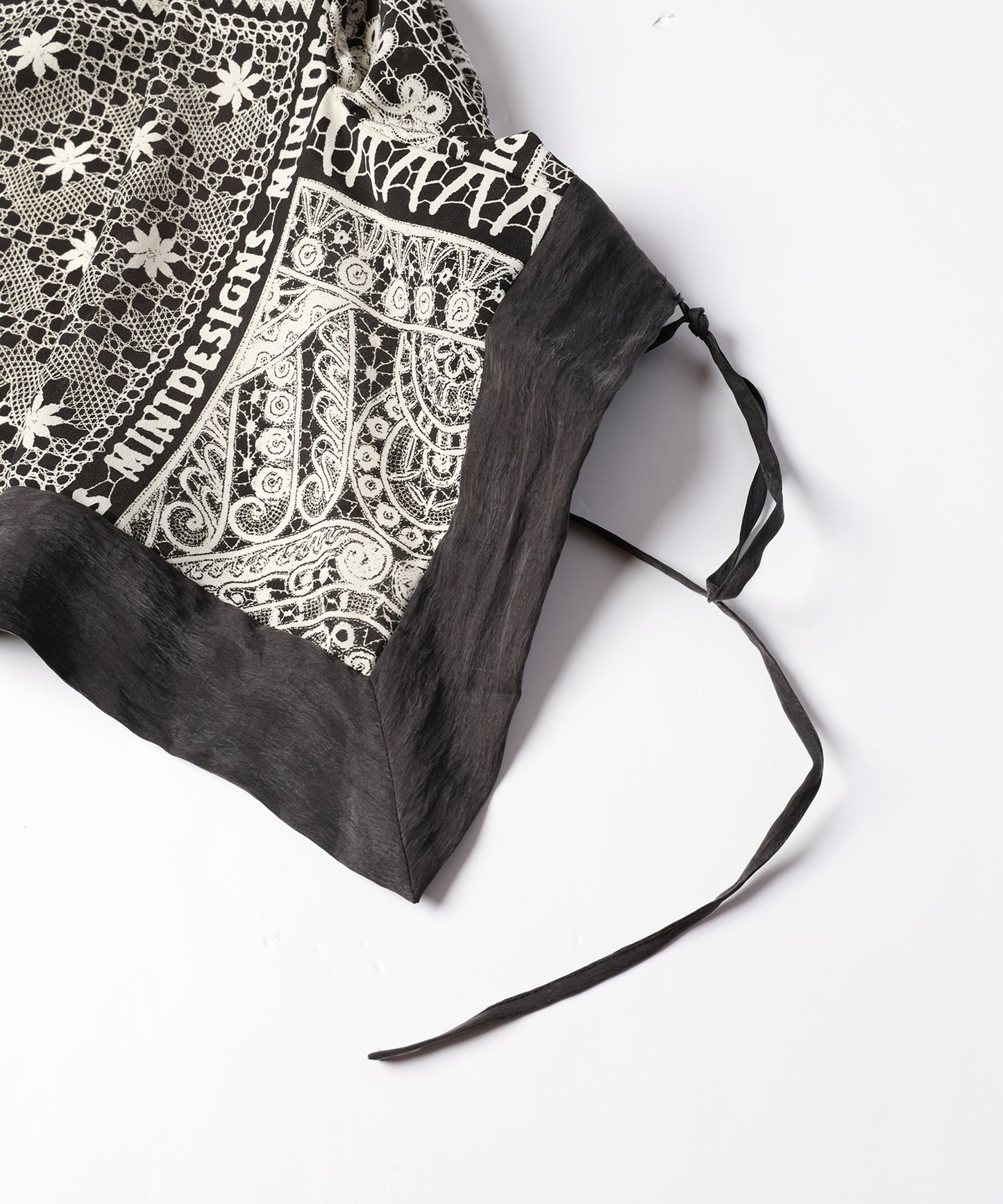 LACE COLLAGE CAMISOLE / レースコラージュキャミソール【商品納期 1月下旬】