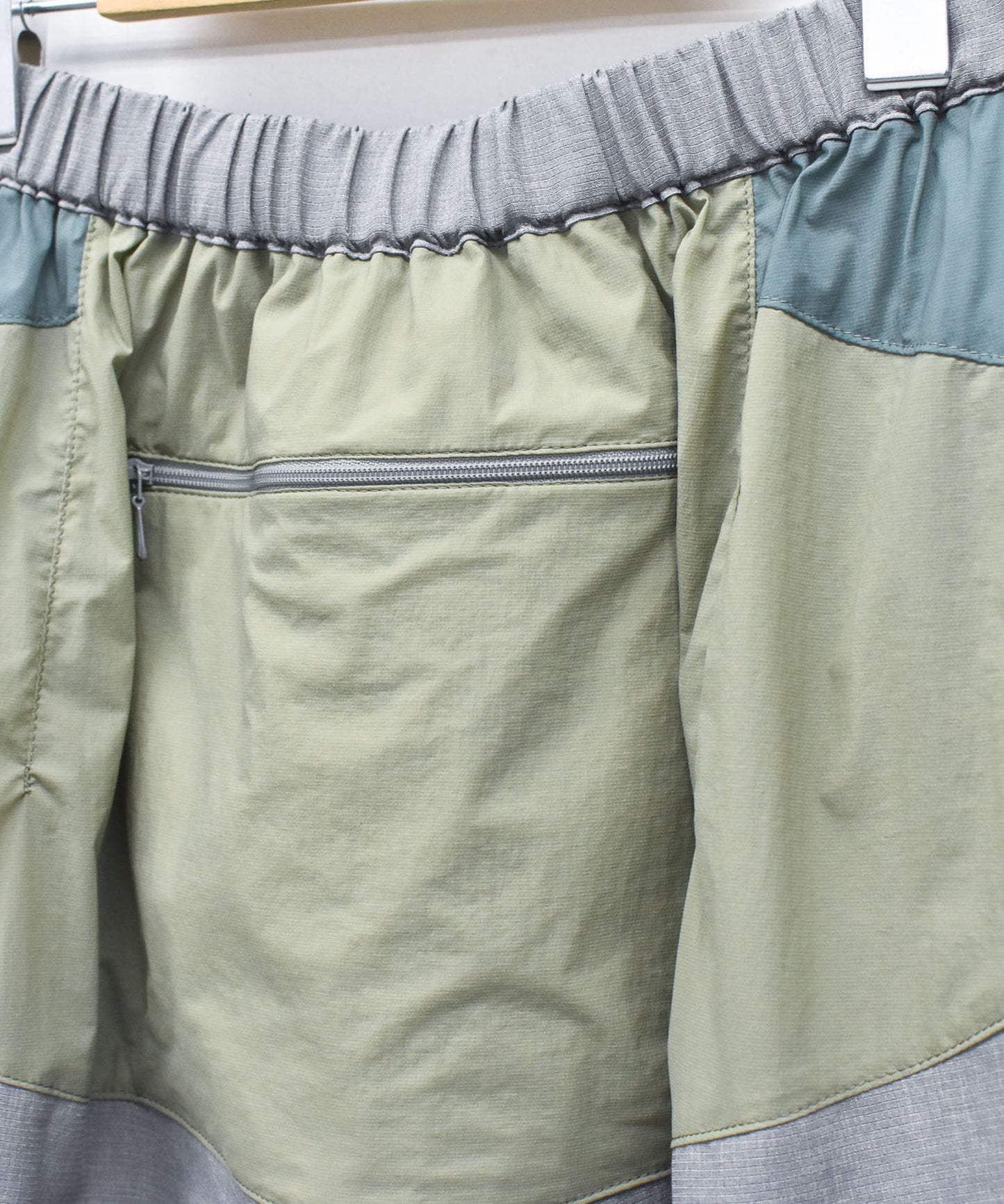 MELTING MIX SHORT PANTS