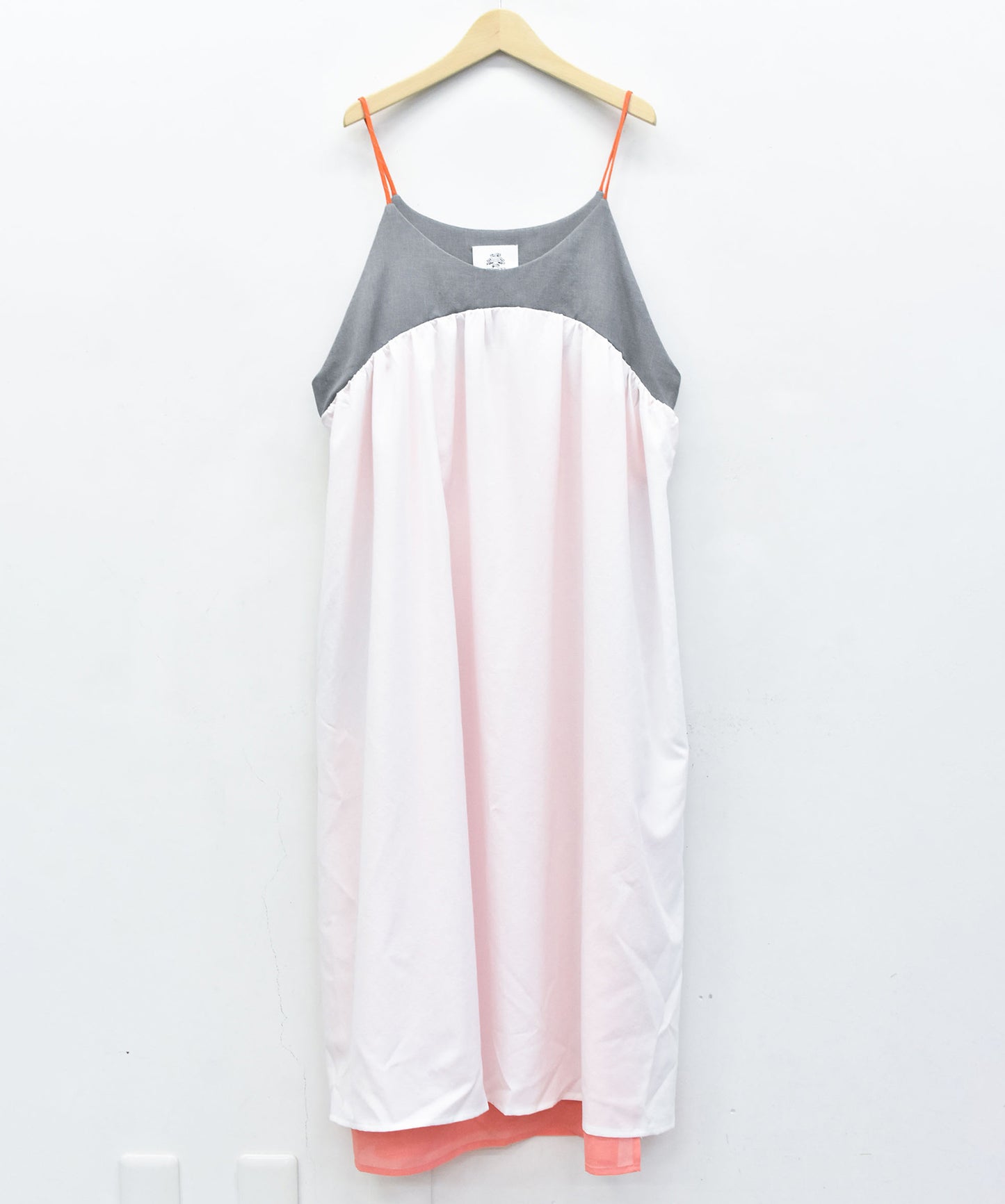 MELTING COLOR ONE-PIECE