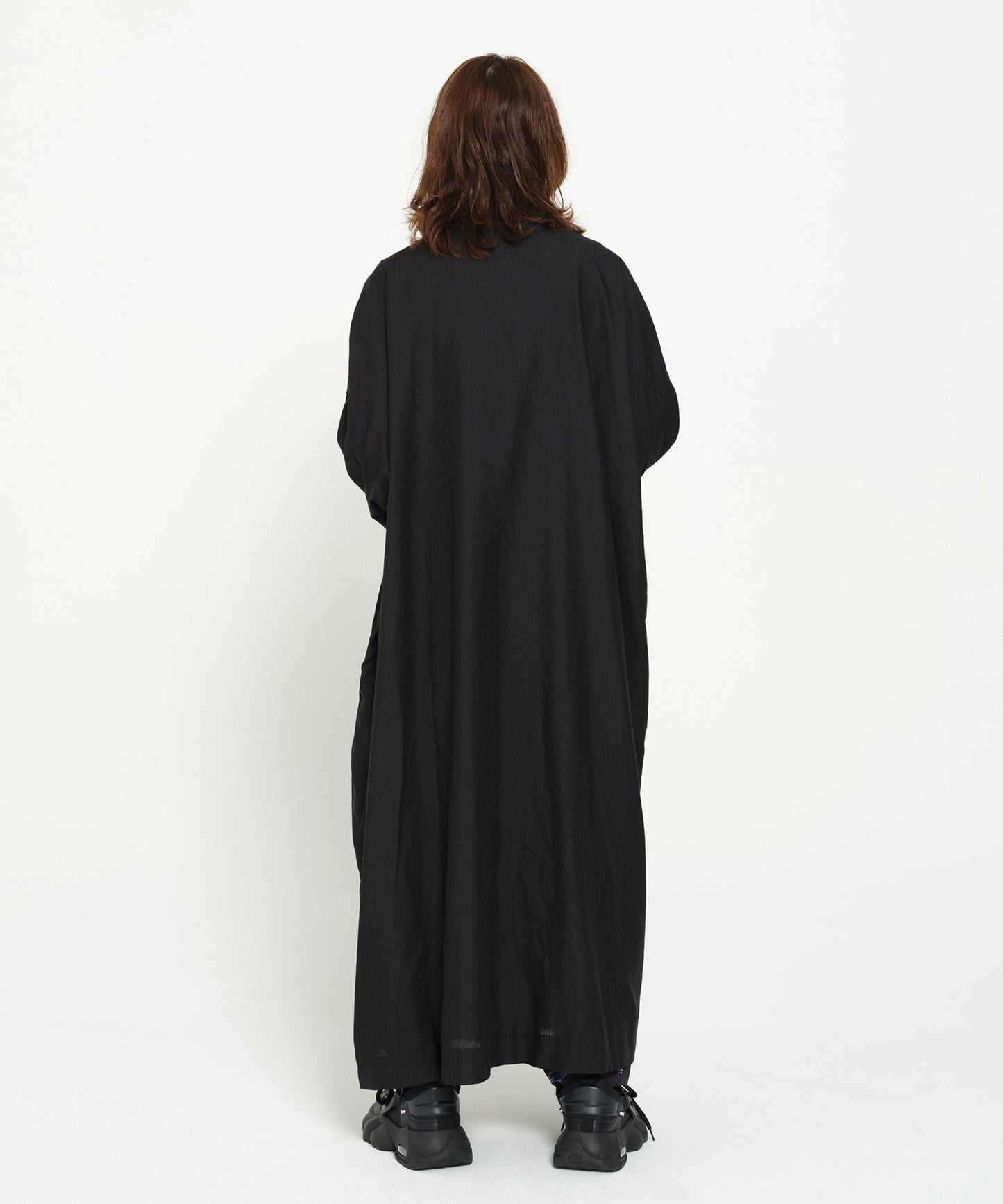 PEDESTRIAN LIGHT COAT