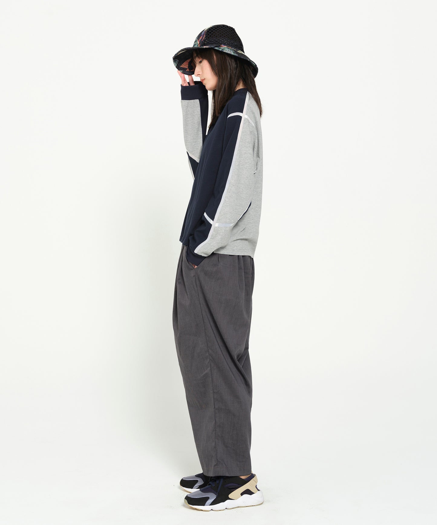 COMPLEXITY BORDER L/S TEE