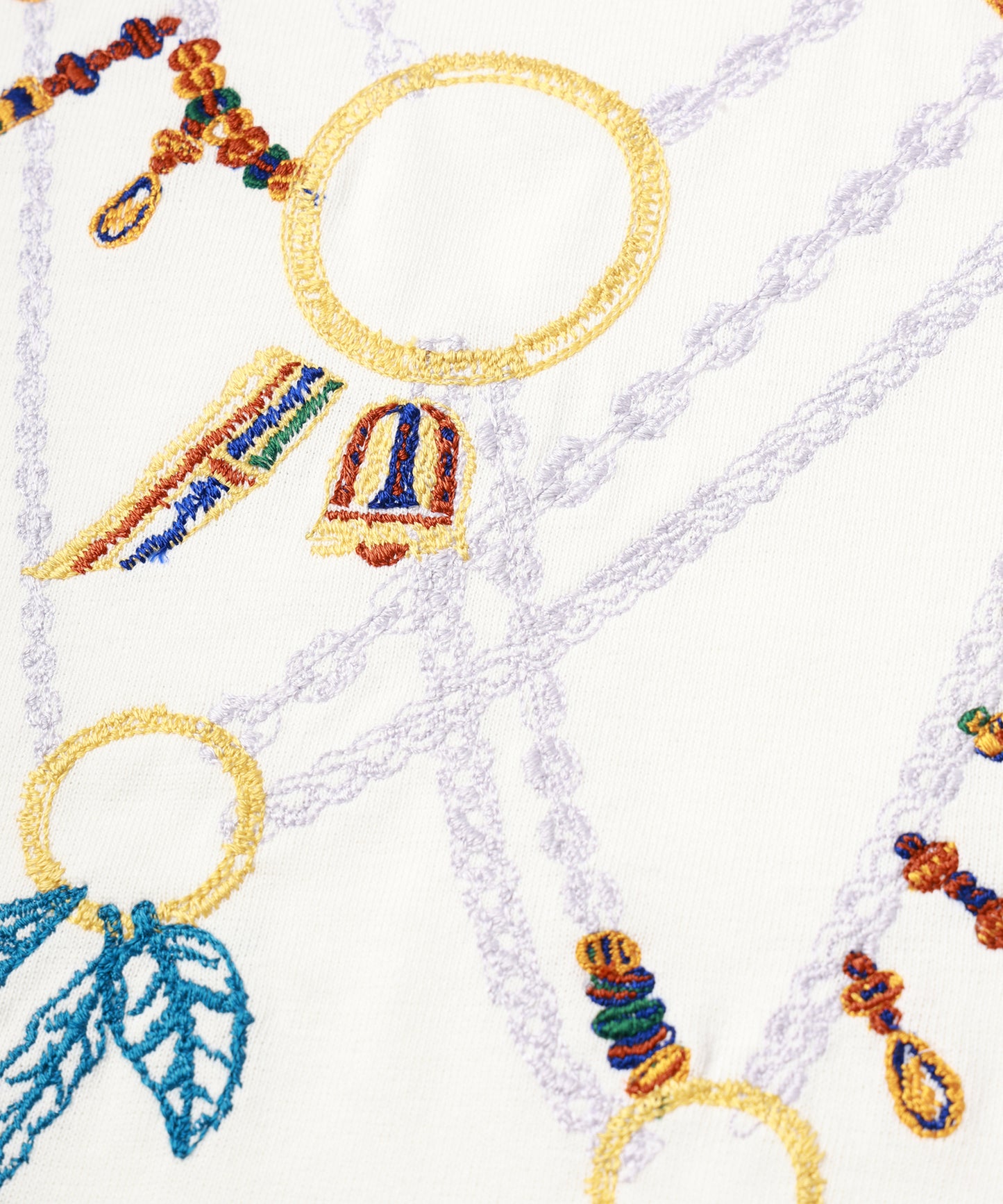 AMULET EMBROIDERY TEE