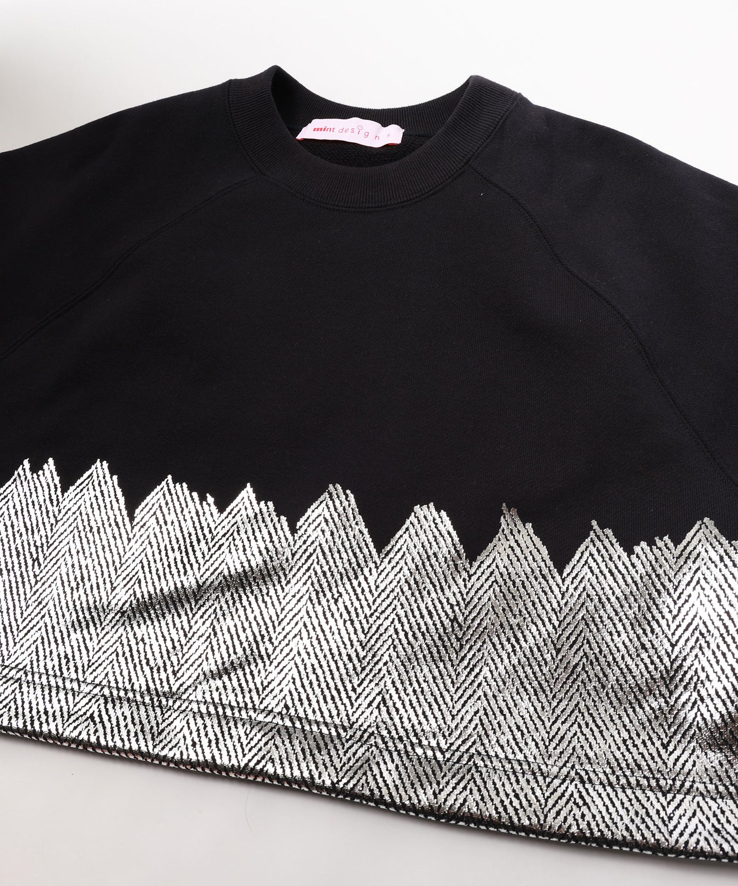 HERINGBORN FOIL SWEAT 【納期5月下旬】