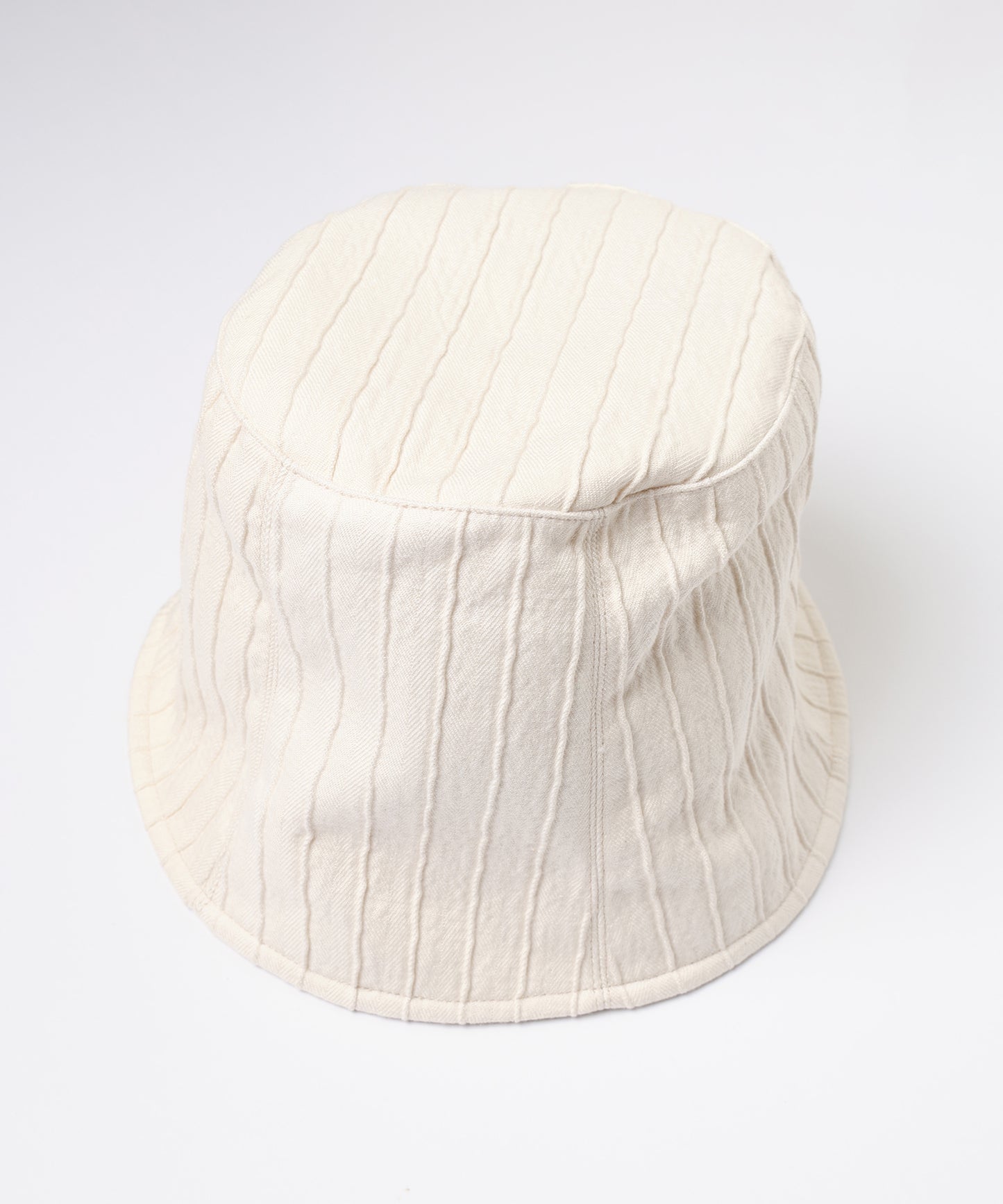 s/c cloche hat