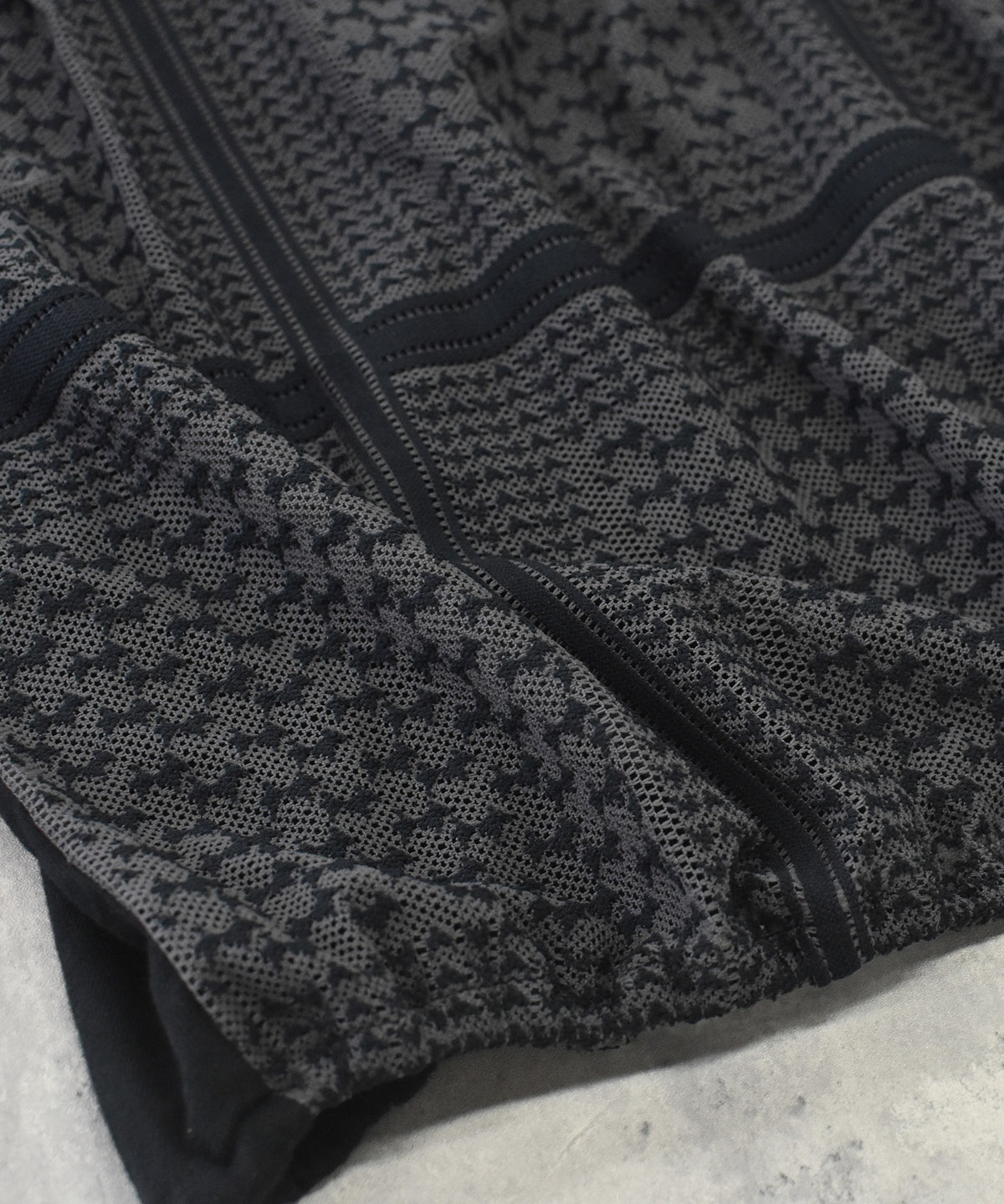 SHEMAGH LACE NO SLEEVE