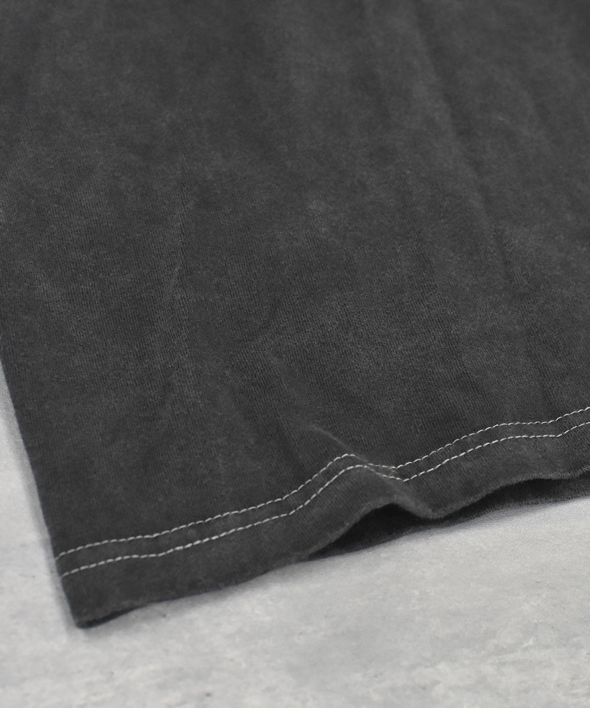 PIGMENT-DYED L/S TEE(AMITY)