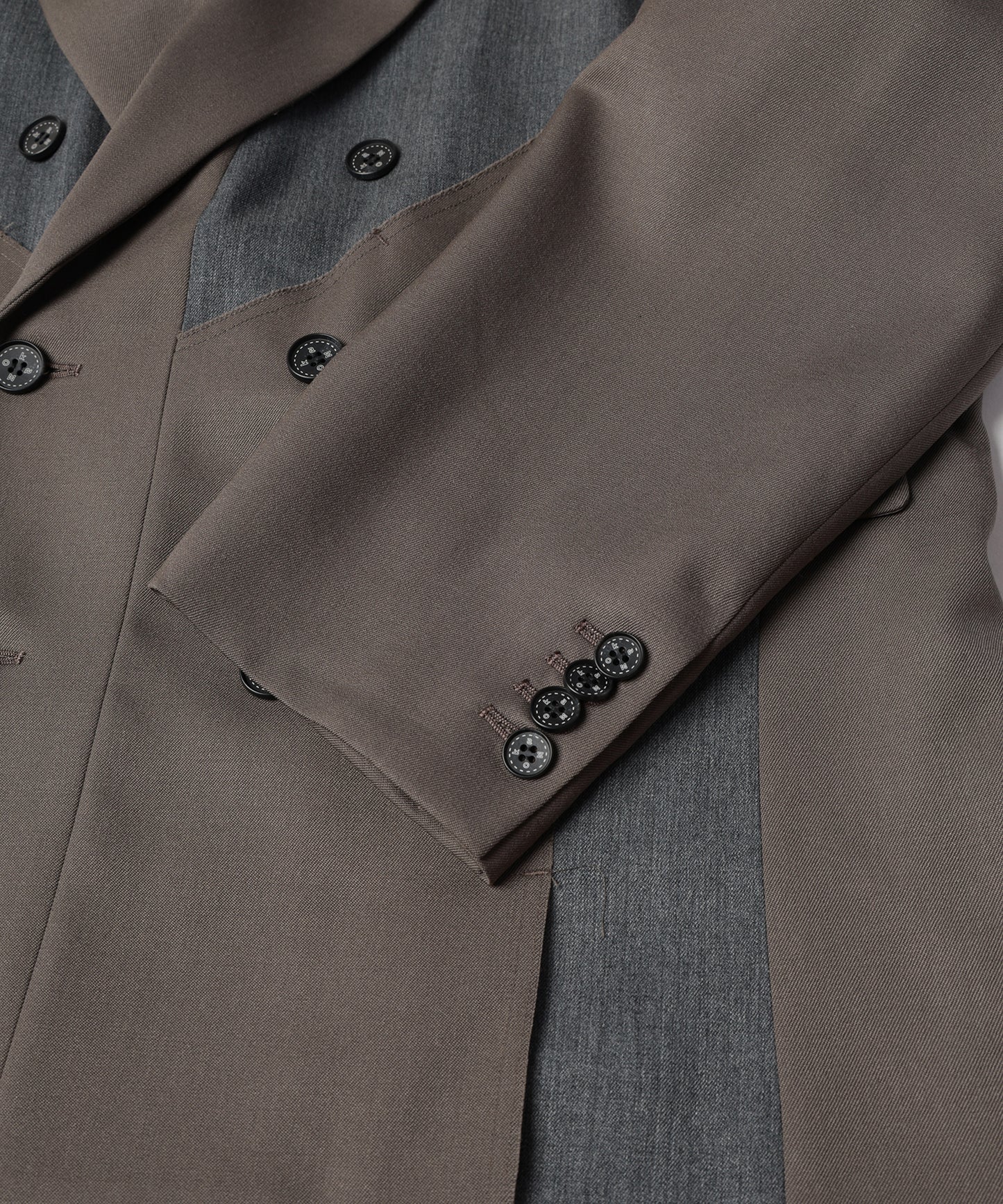 CUT-OUT JACKET