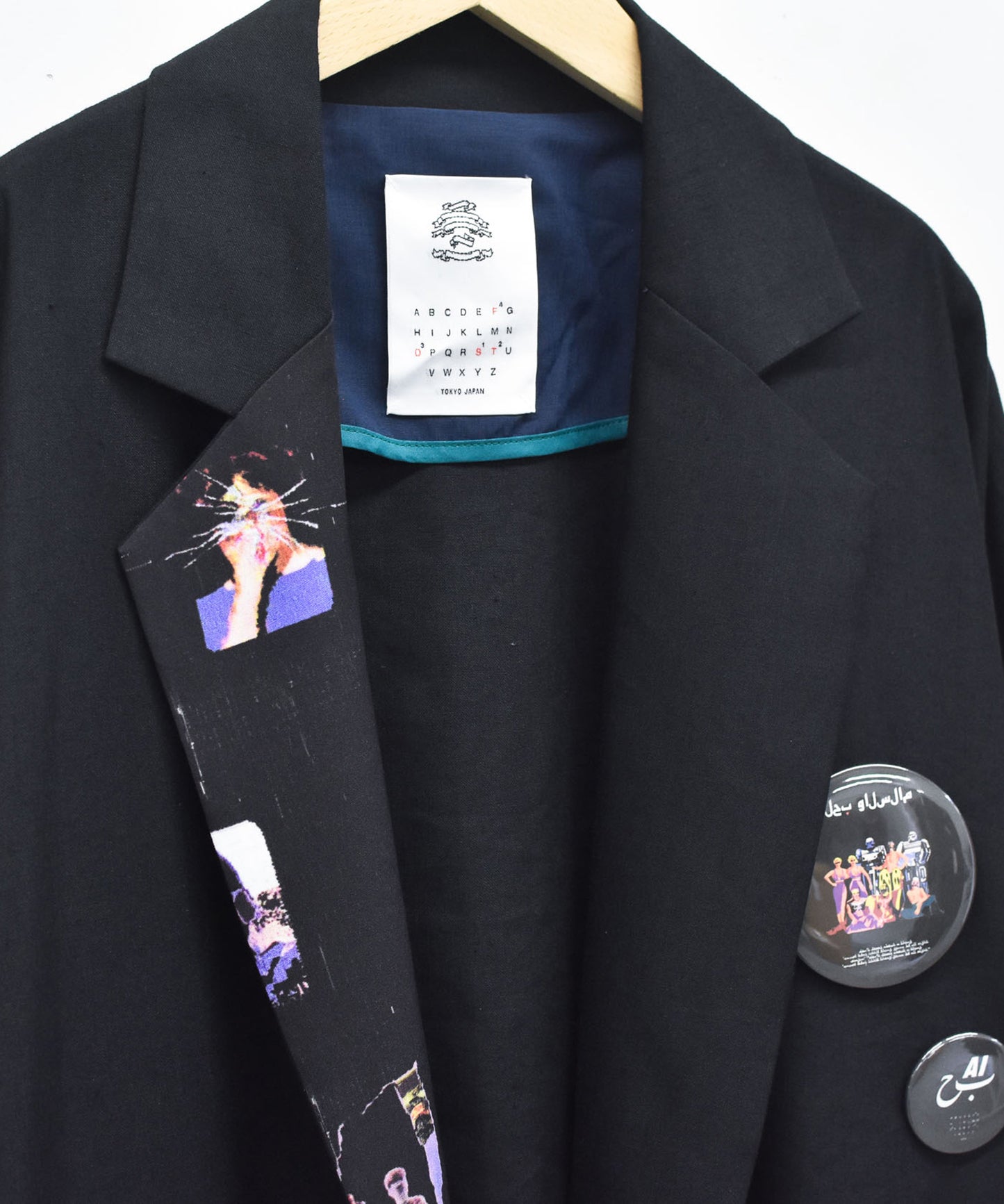 PEDESTRIAN LIGHT COAT