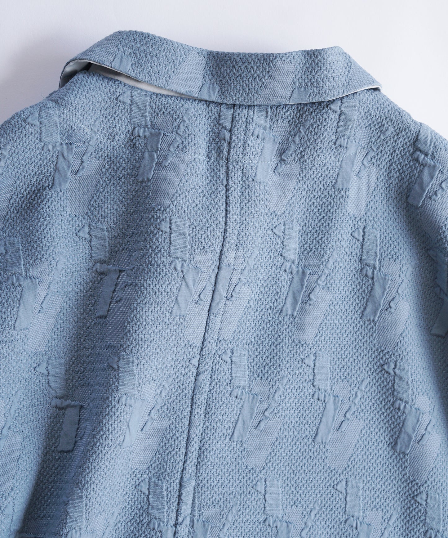 カット&フォールドシャツ