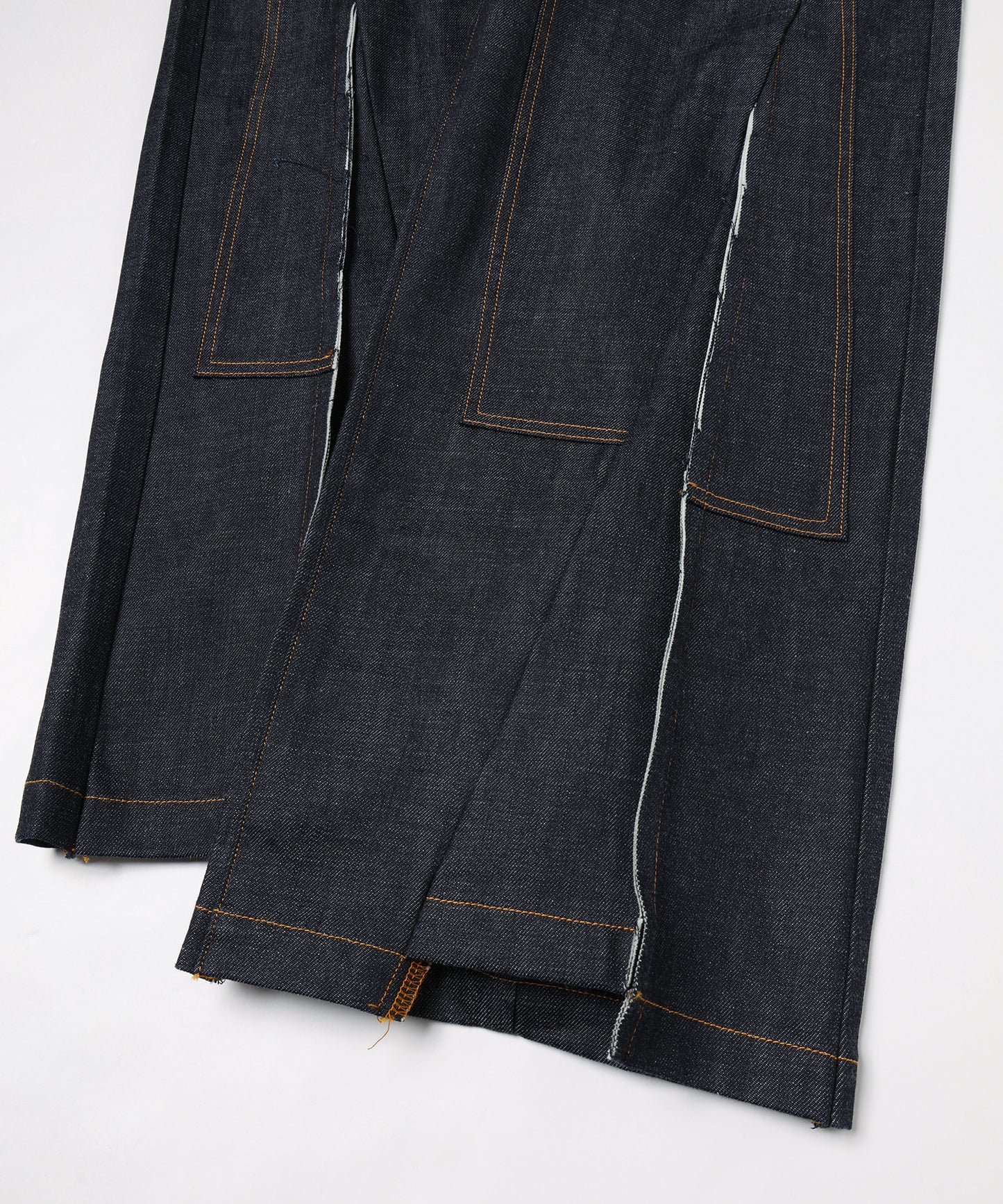 CUT OFF DOUBLE KNEE DENIM PANTS