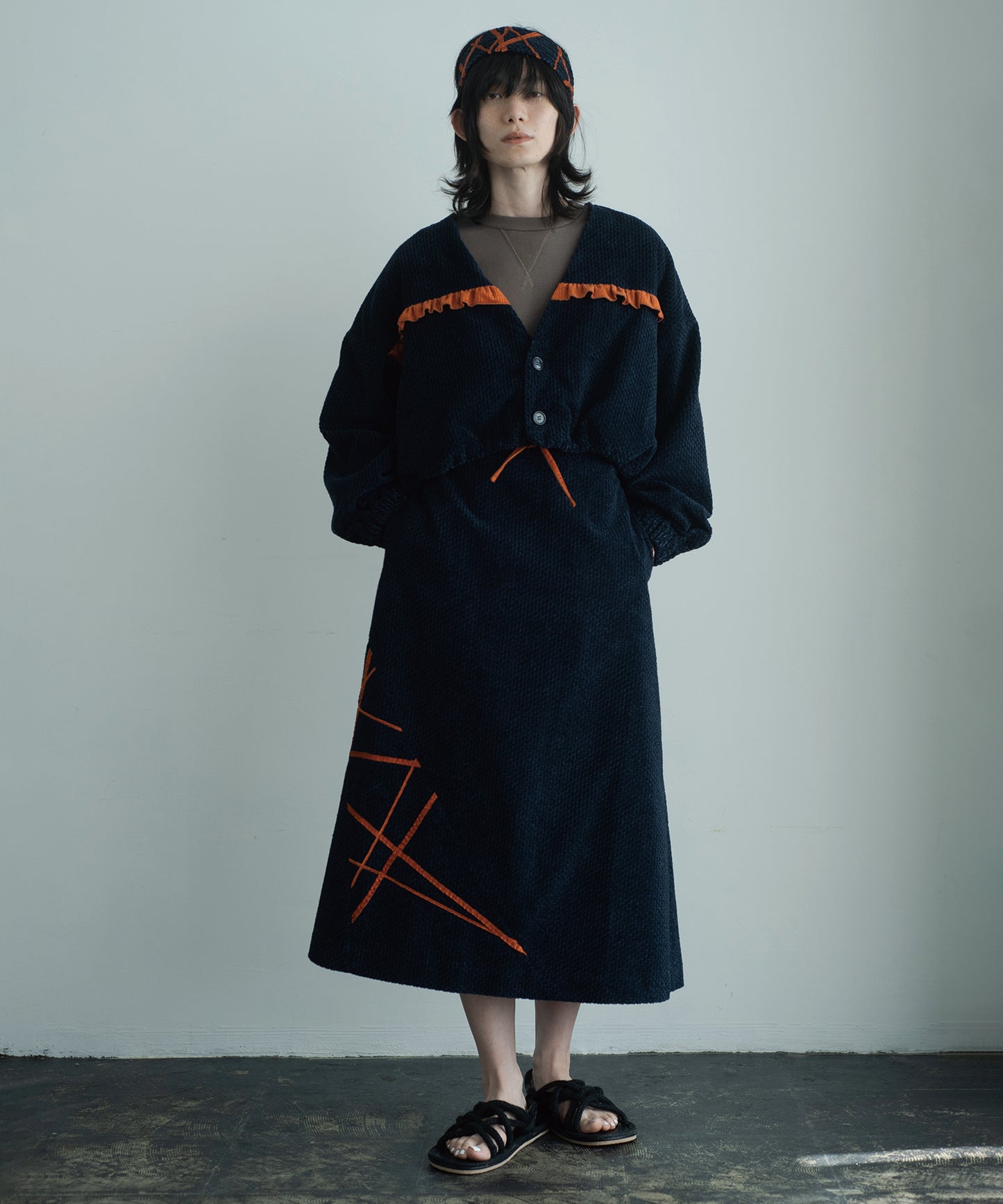 handwork frilled collarless jacket 【納期8月下旬】